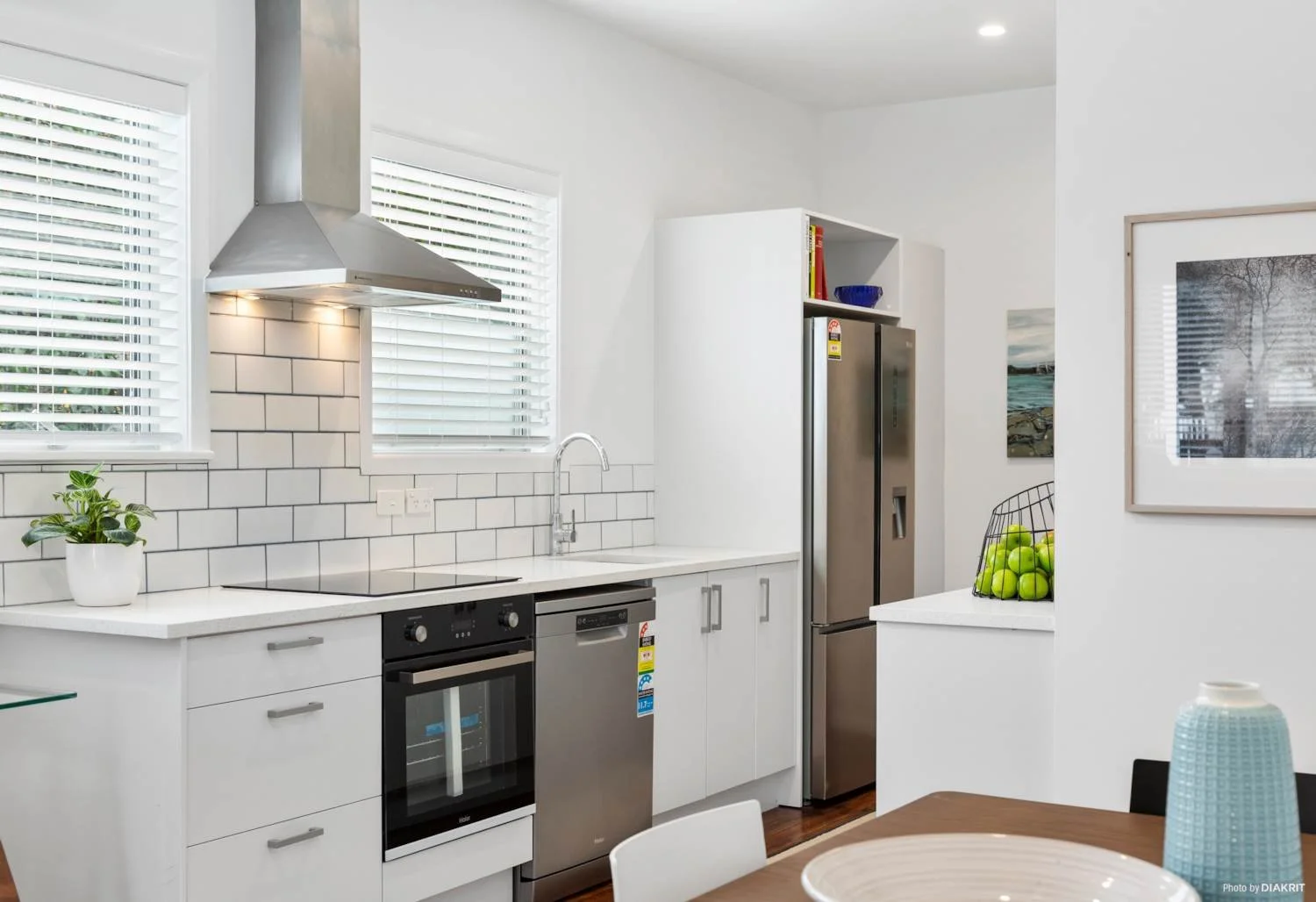 Mead Street, Avondale