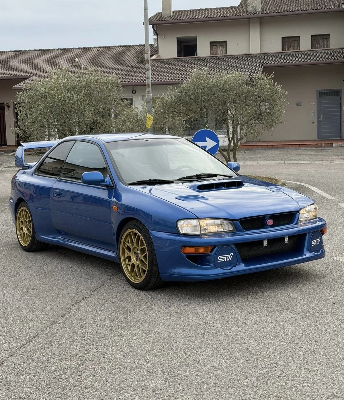 Subaru Impreza REPLICA 22B - onsale