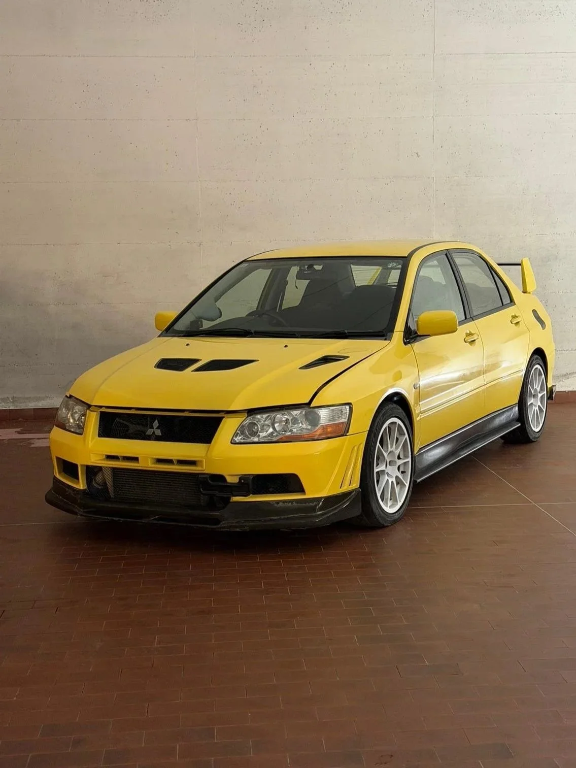 Mitsubishi LANCER EVOLUTION VII JDM - riservata