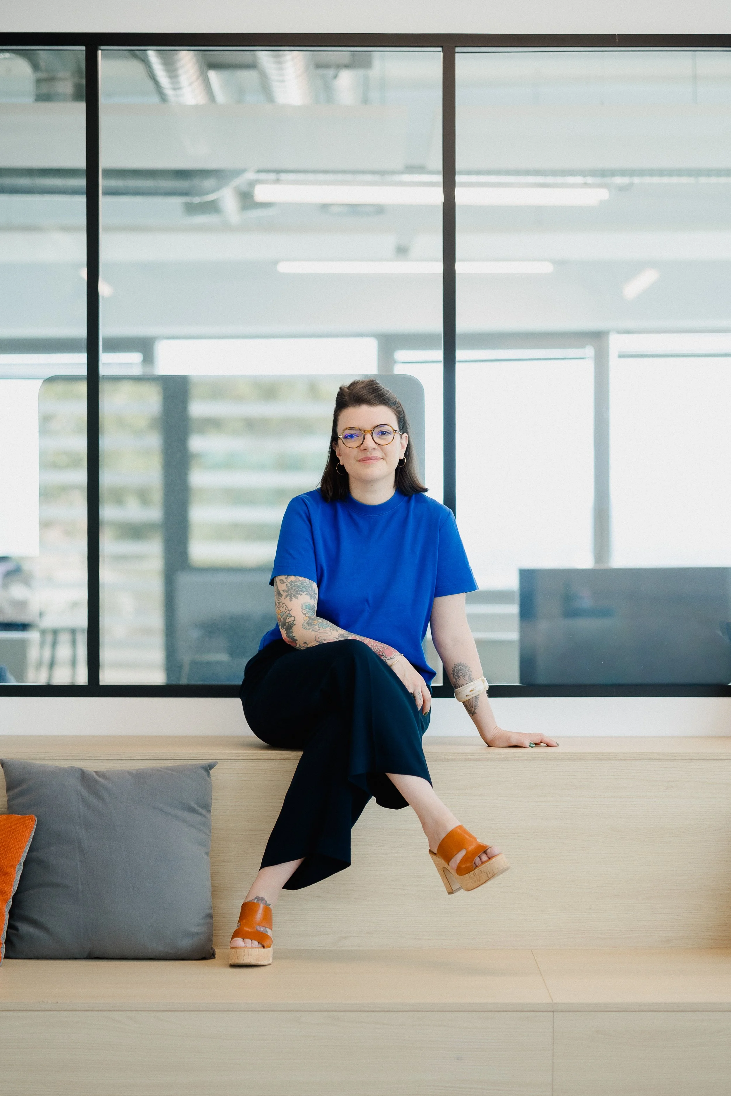 Morgane Parma, fondatrice de Studio Phénomène et directrice de création spécialisée en branding et image de marque à Aix-en-Provence