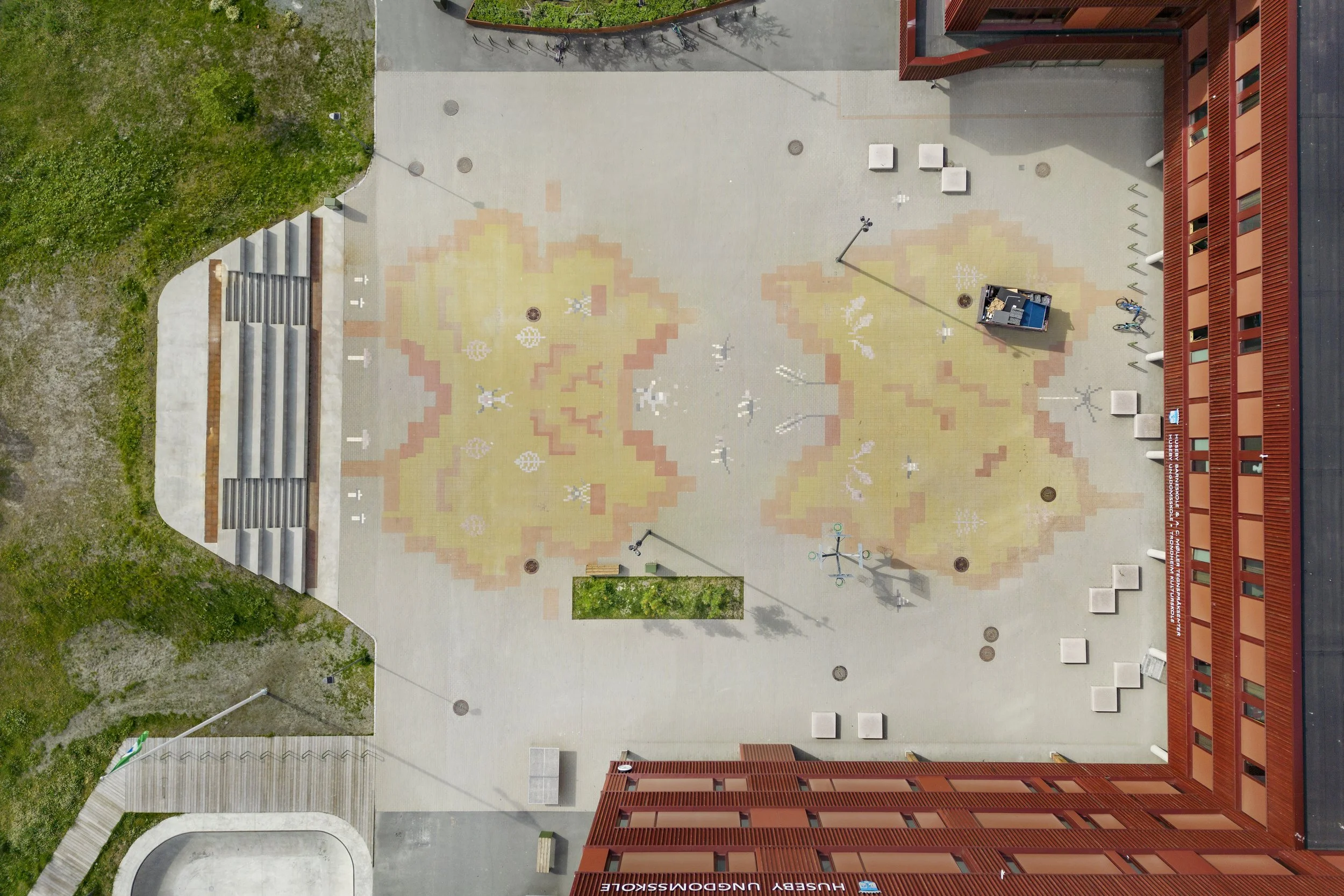 Tusen små og store åndedrag,  Art for Huseby barneskole, based on participation from a group of 5th grade pupils at the school. 2019 - 2021. 