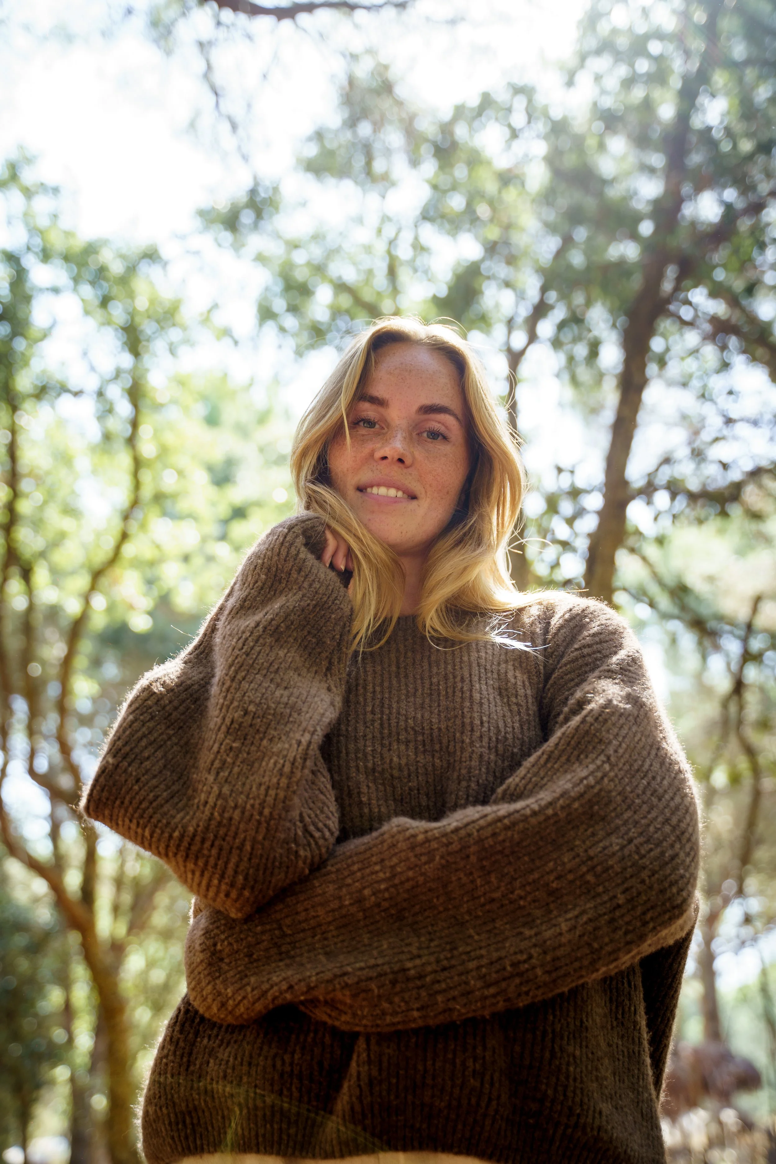 laura-snijder-model-yoga-teacher-content-creator