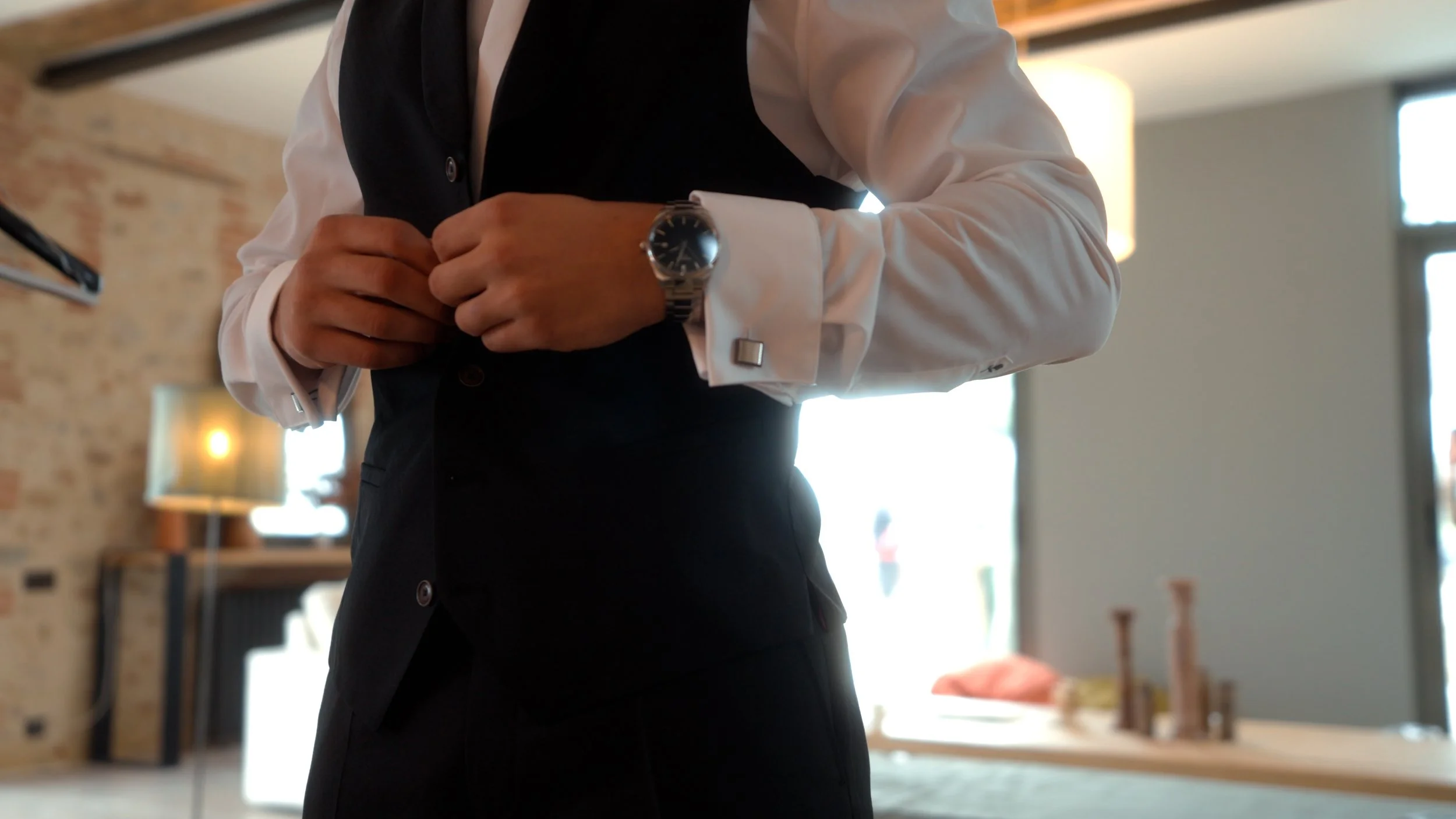 Séquence 05.00_16_10_26.Still032.jpg