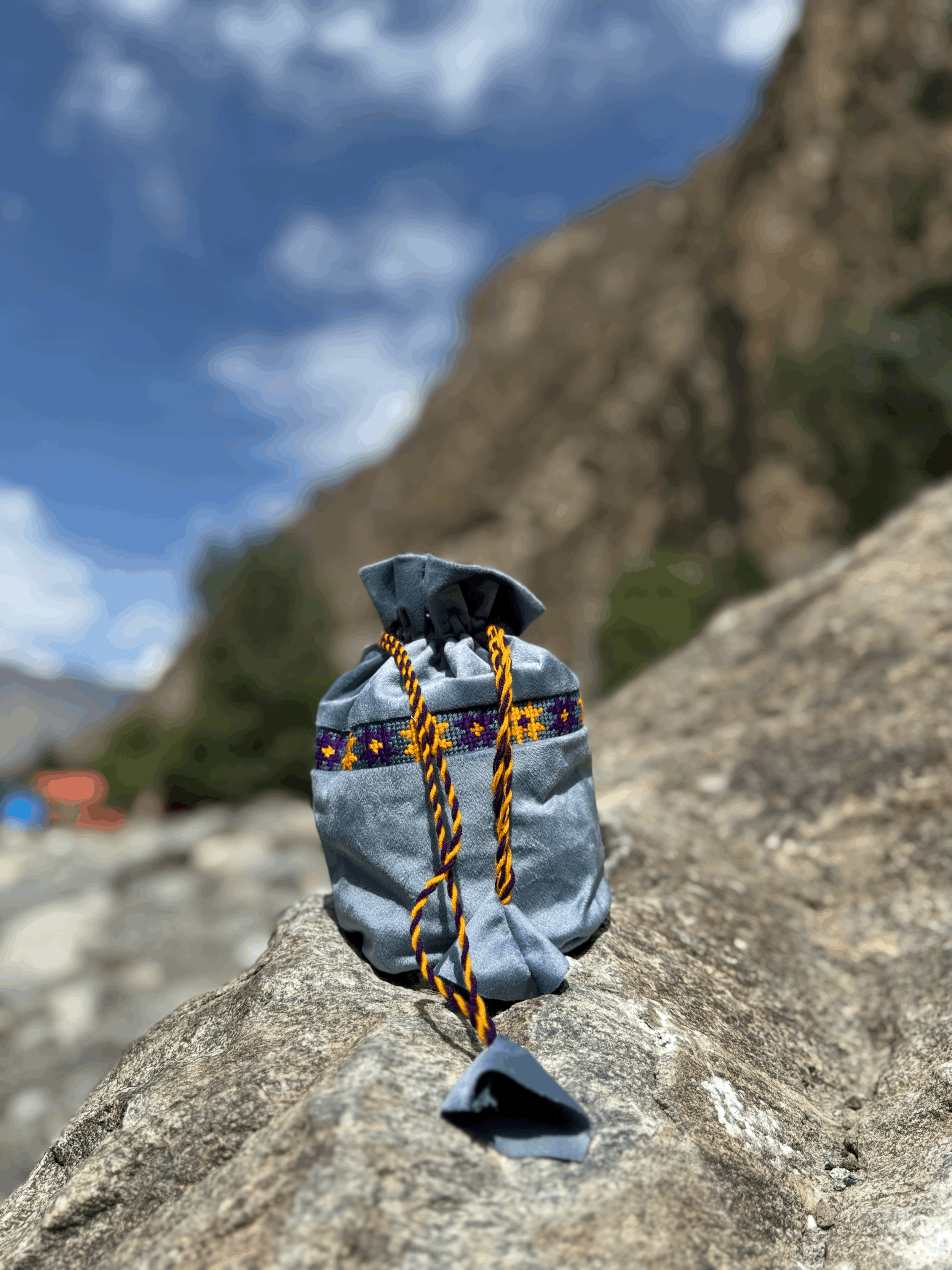 [Limited Edition] Hand-Embroidered Hunza Potli Bag