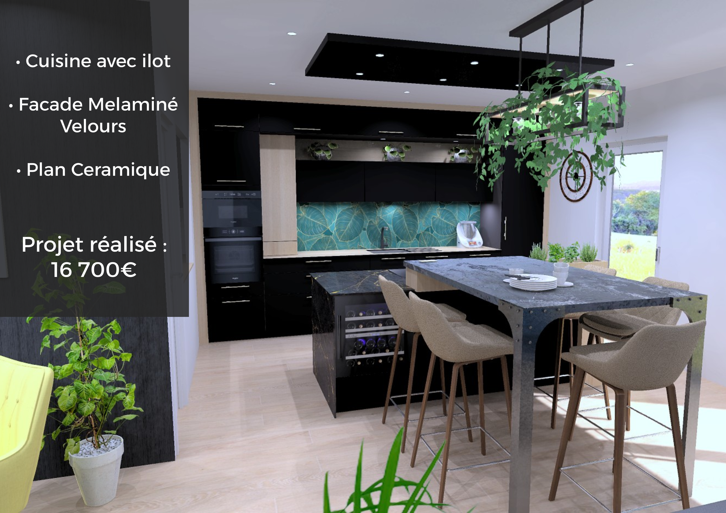 Une cuisine moderne avec une façade en velours mélaminé, un plan de travail en céramique et un îlot central en pierre. La cuisine comprend des appareils intégrés, un mur de teck en arrière-plan, et une grande fenêtre laissant entrer la lumière naturelle. La décoration est agrémentée de plantes d'intérieur.