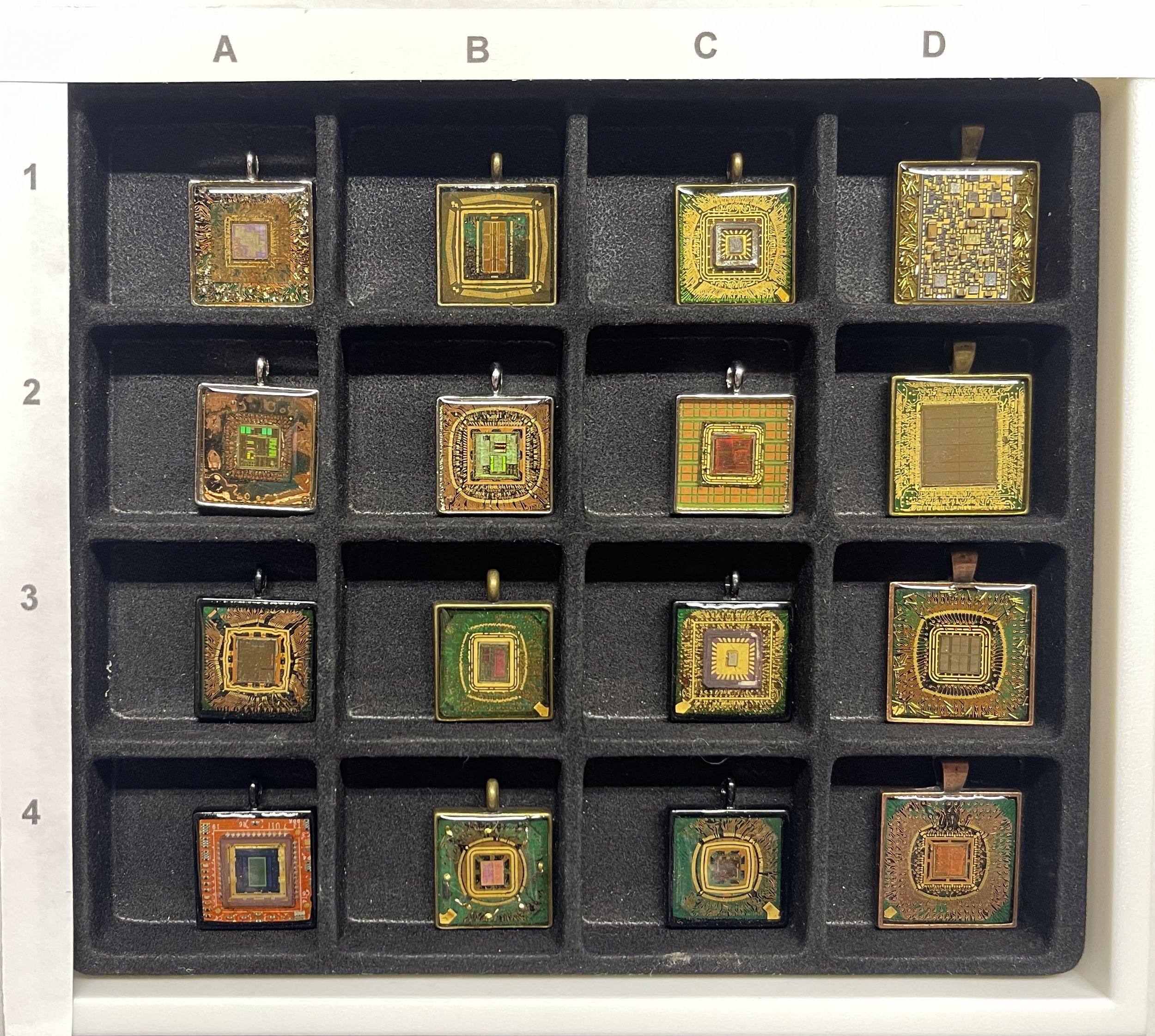 Square Technical Pendant