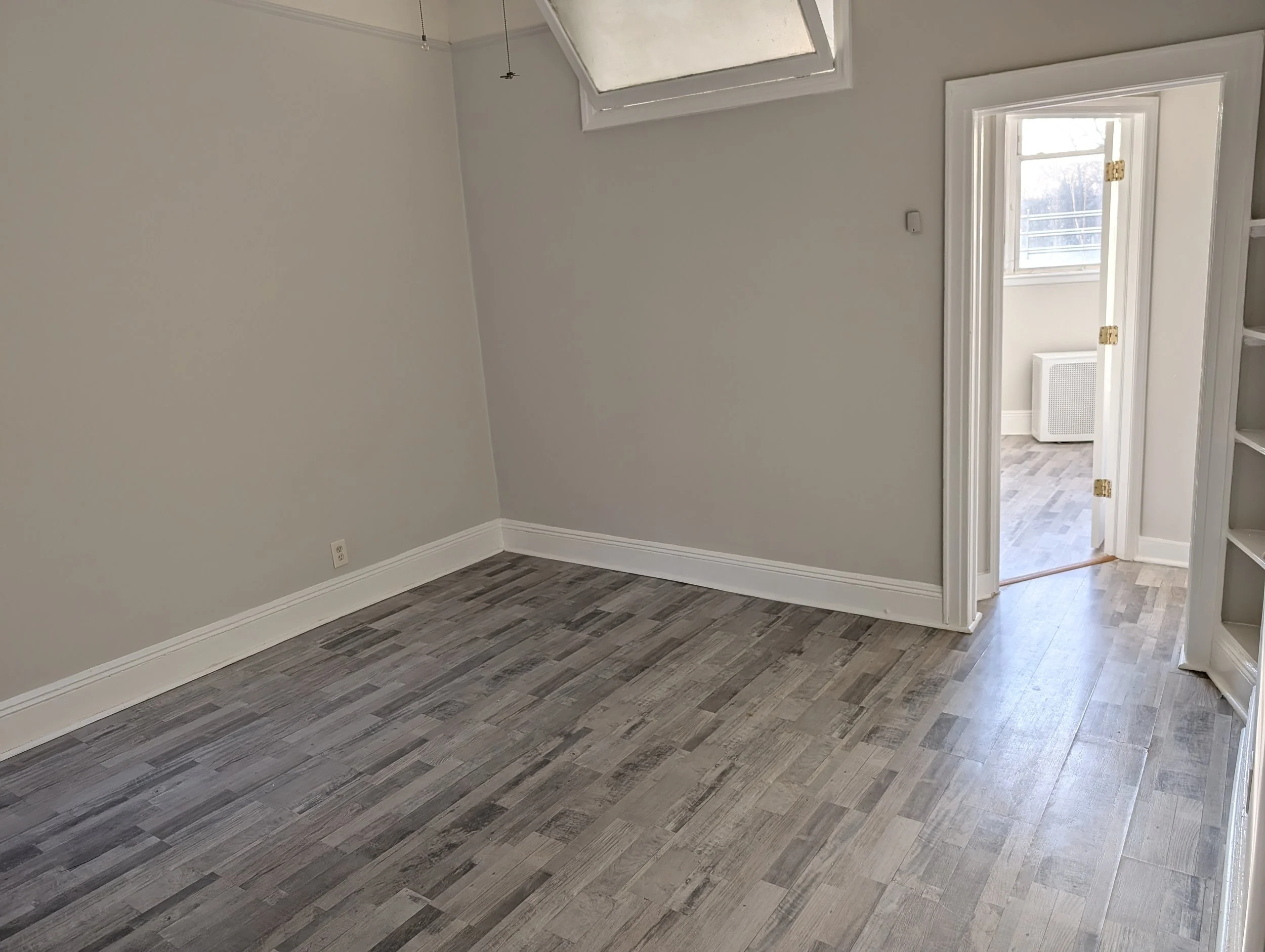 Living Room 1.jpg