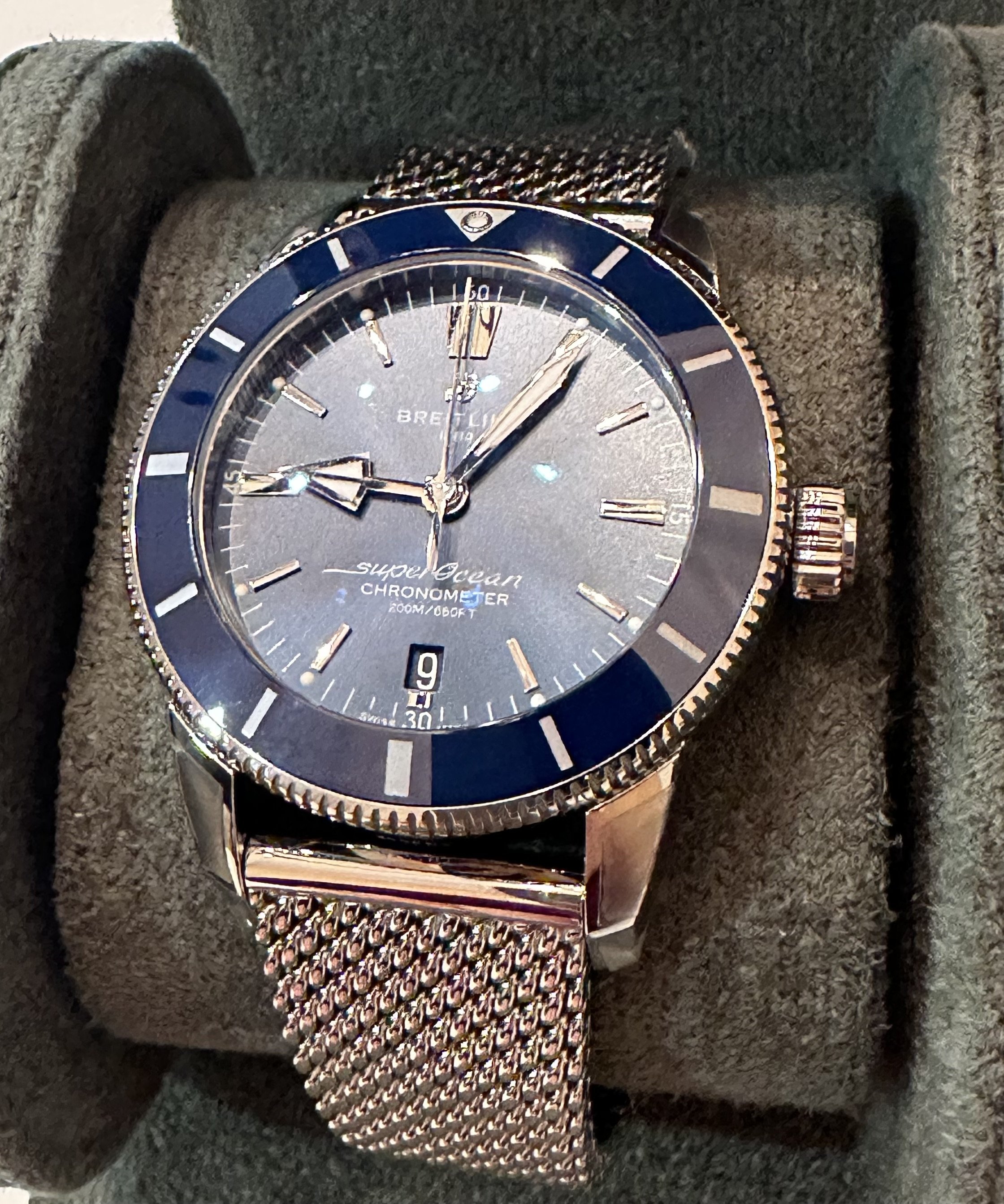 Breitling Superocean Heritage II B20 Automatic 44 Steel / Blue Dial / Steel Bracelet – Full Set