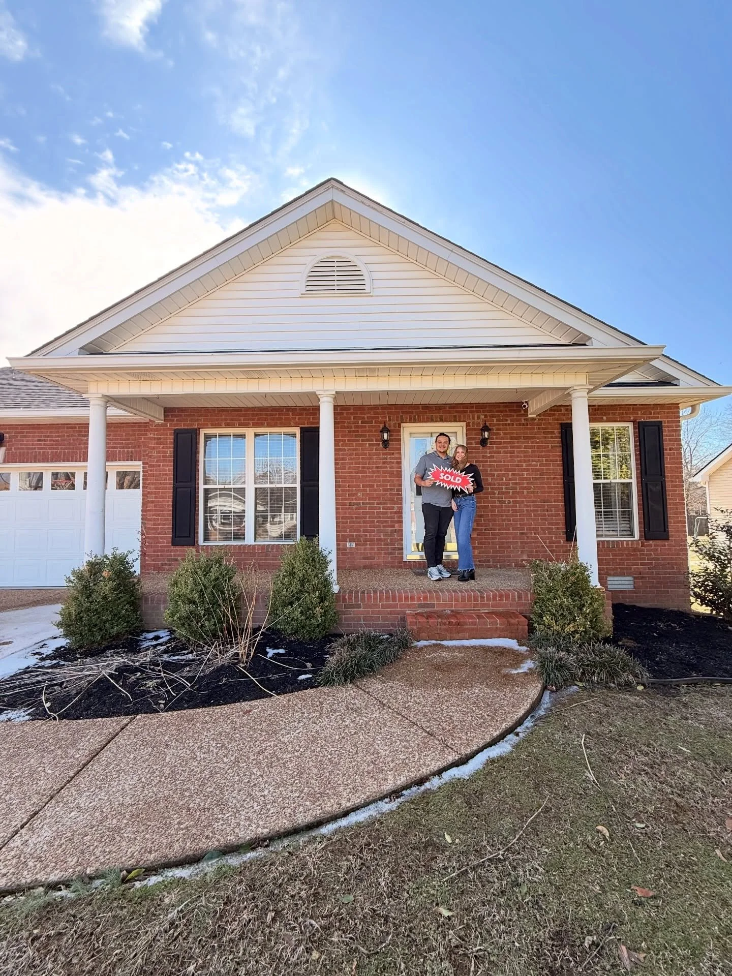 We looked. We waited. We trusted the process and then&hellip; THE HOME appeared  for Sydney &amp; Anton. 💕🏡✨

I loved every step of this journey and couldn&rsquo;t be happier for you both as you start this next chapter in your new home.

Huge shout