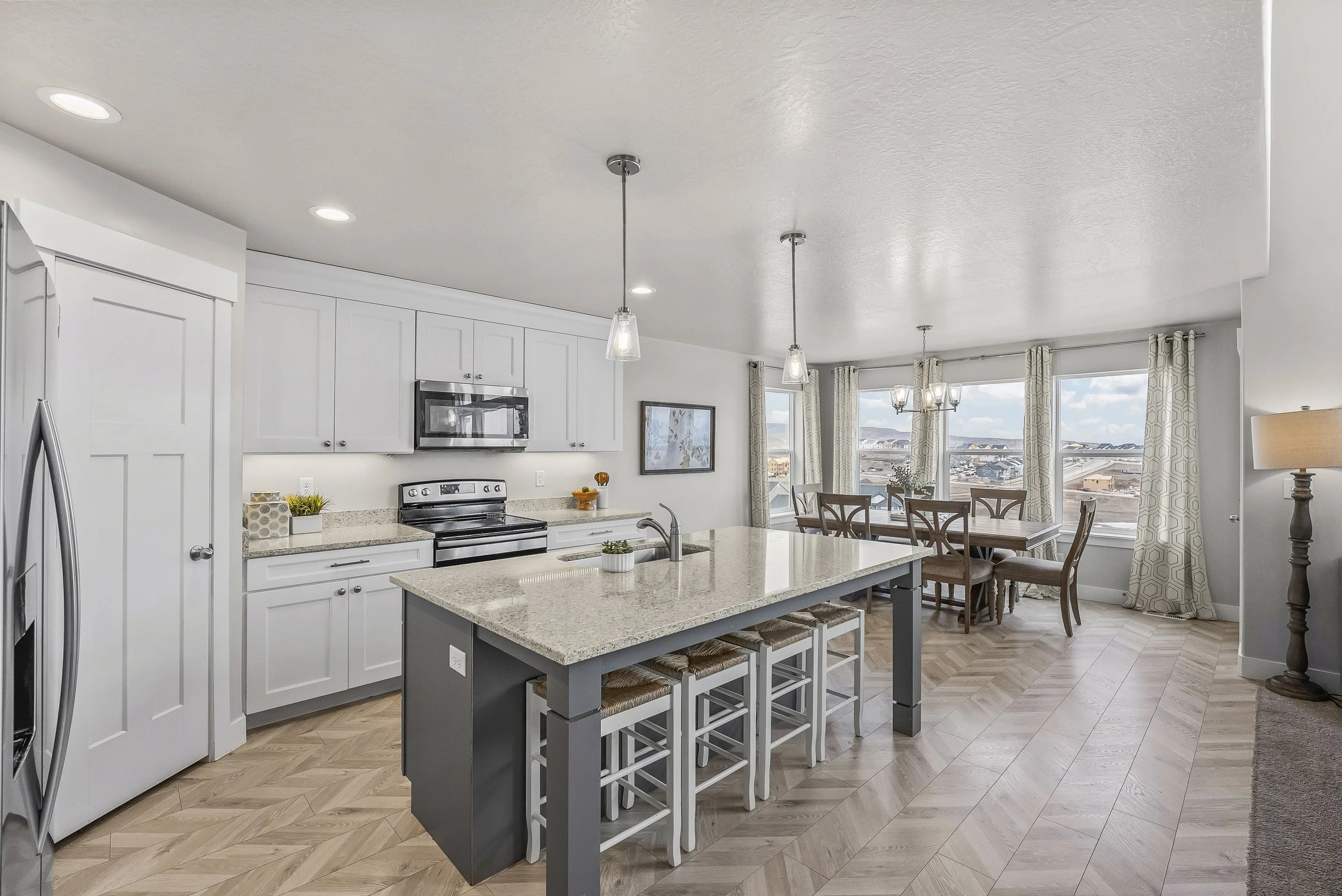 16-1472 Majestic Dr, Saratoga Springs, UT_013.jpg