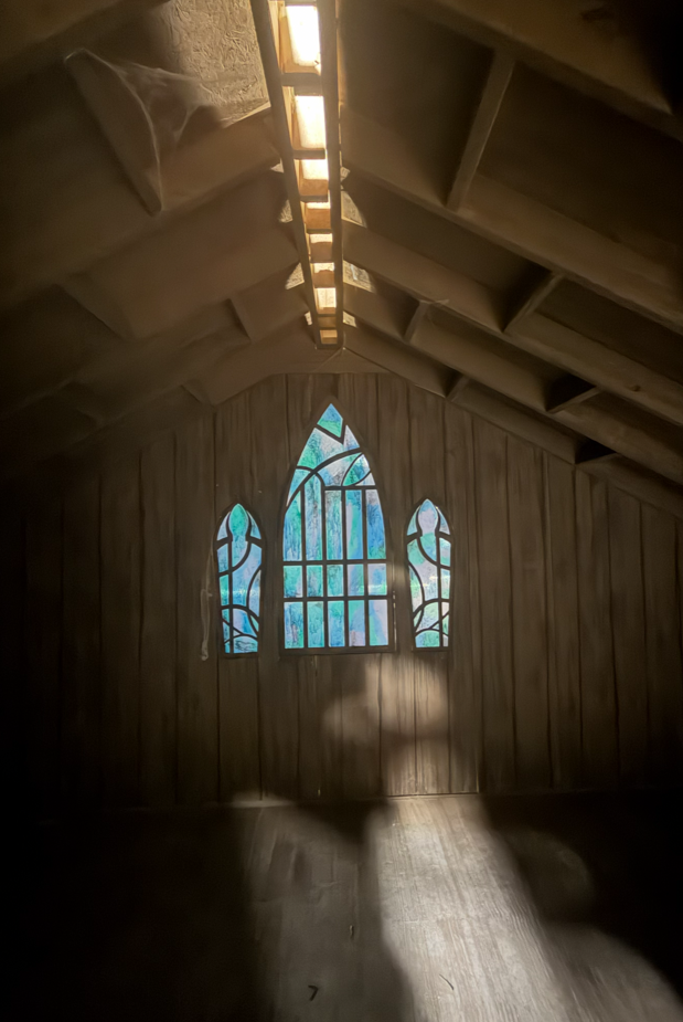 Attic scenic paint