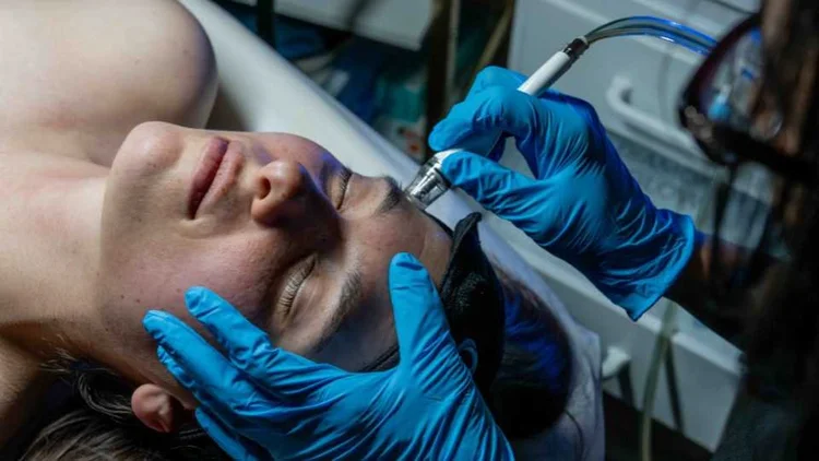 A DiamondGlow facial treatment at Sansa