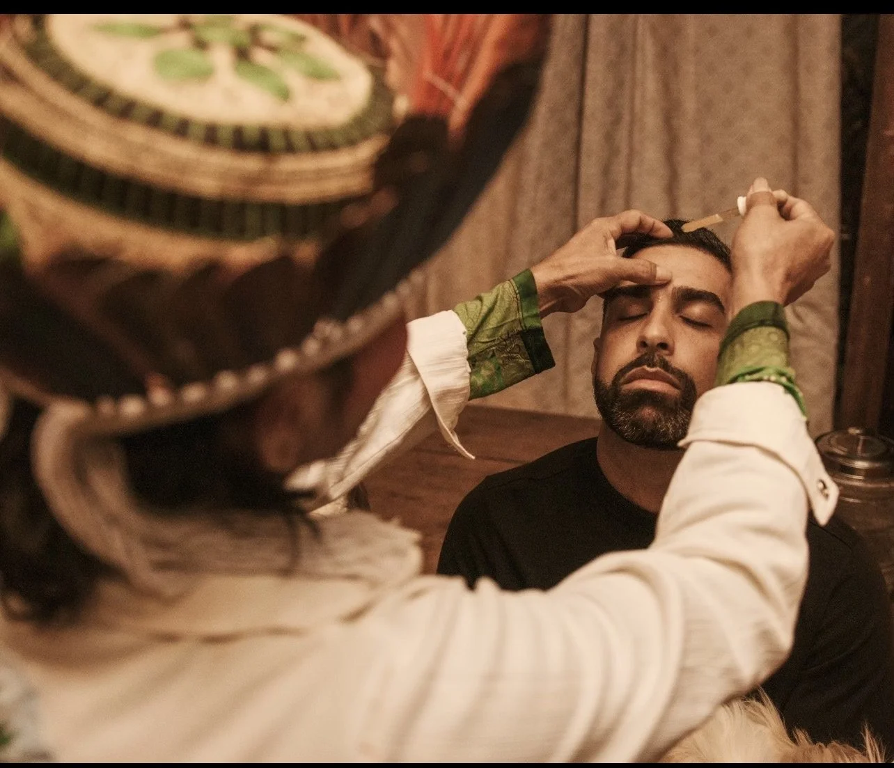 Integração e Ayahuasca: Tradições Indígenas vs. Abordagens Ocidentais