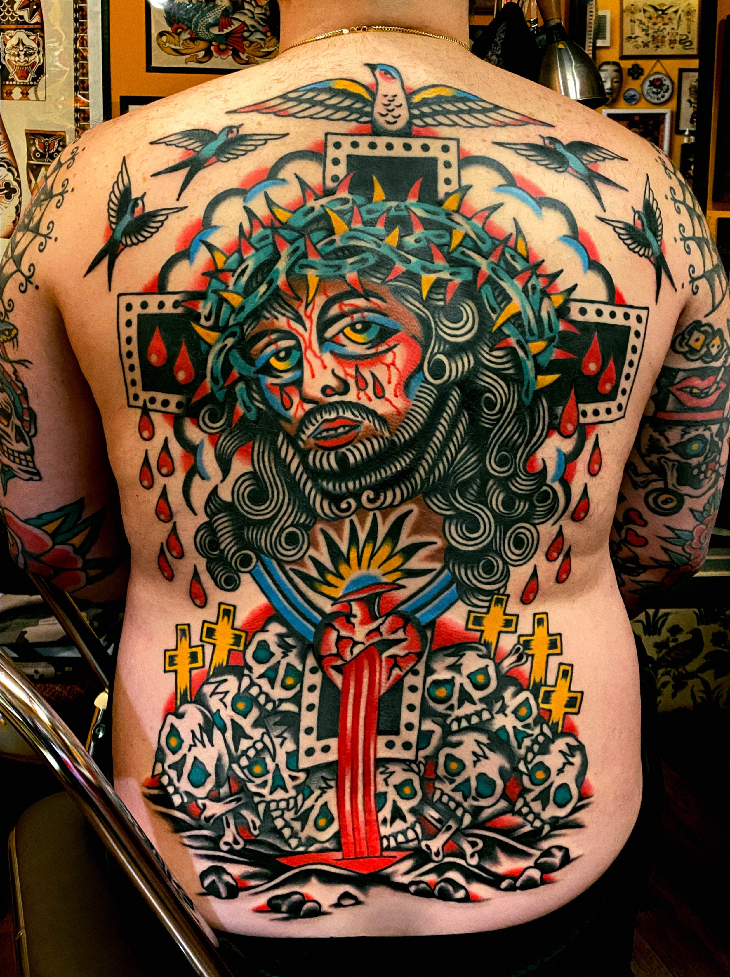 jesus-crucifiction-skulls-cross-swallow-sacred-heart-traditional-oldschool-tokyo-tattoo-electric-martina.jpg