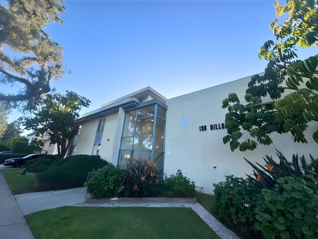 135 N Hillcrest Blvd #8