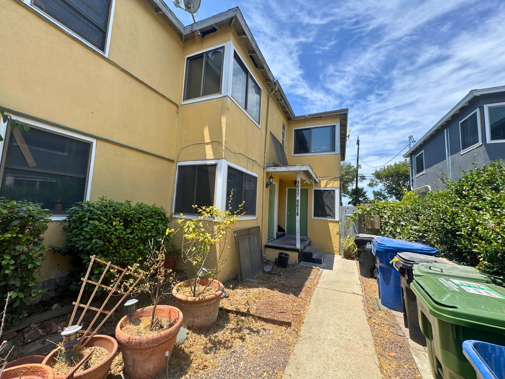 9019 ½ Ramsgate Ave