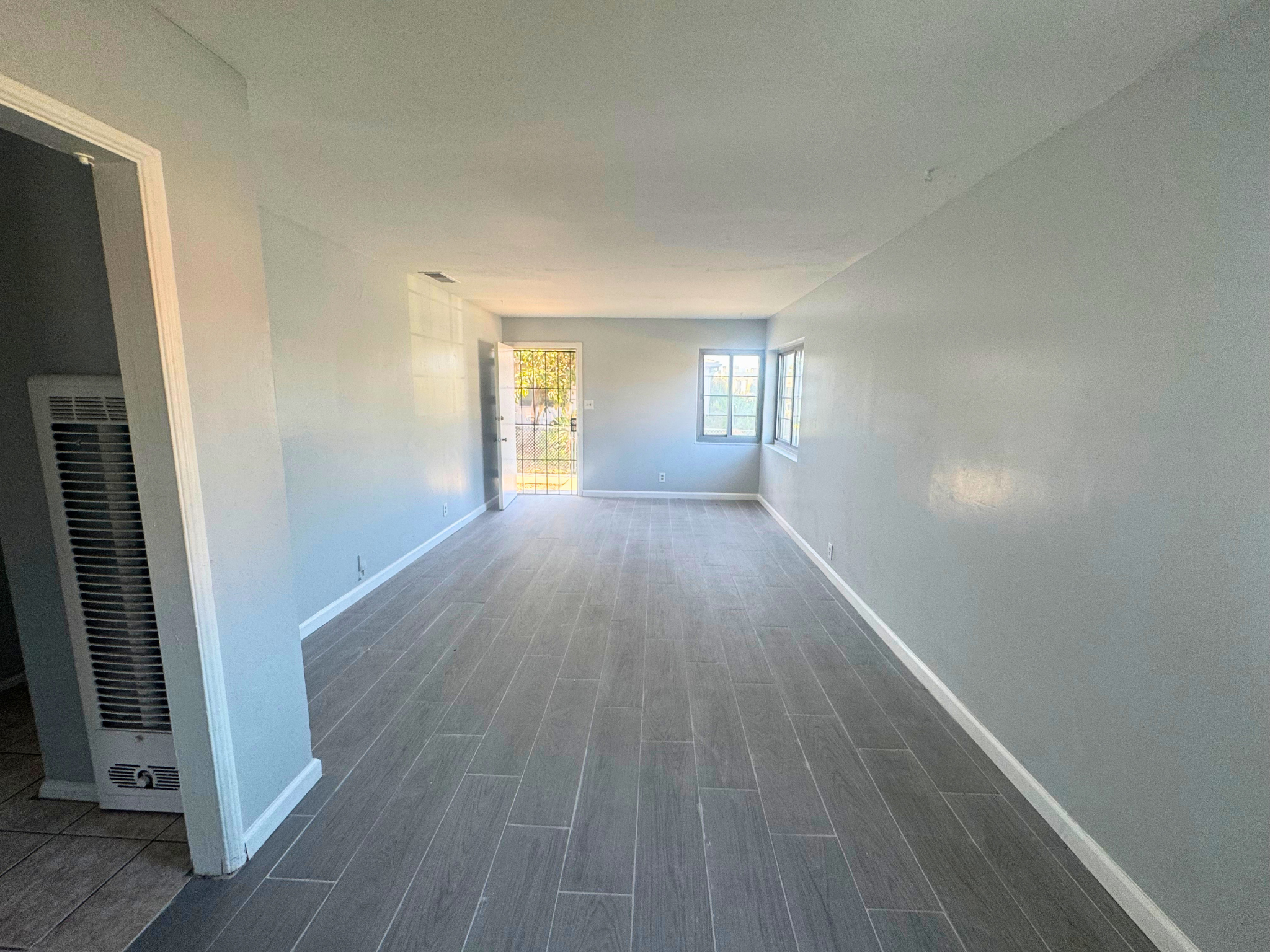 9021 Reading Ave,    Westchester, CA 90045 .png