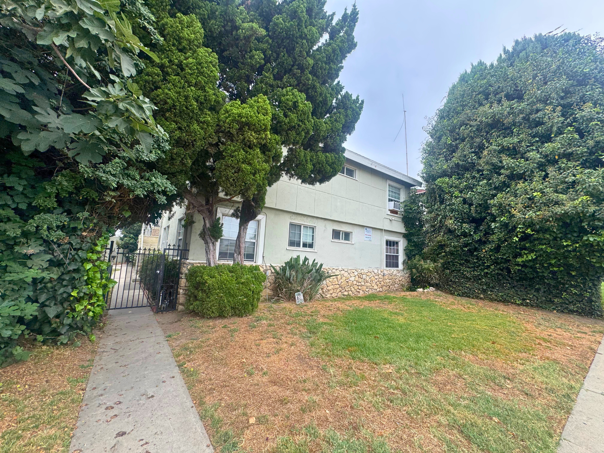 8343 Lindley Ave #5