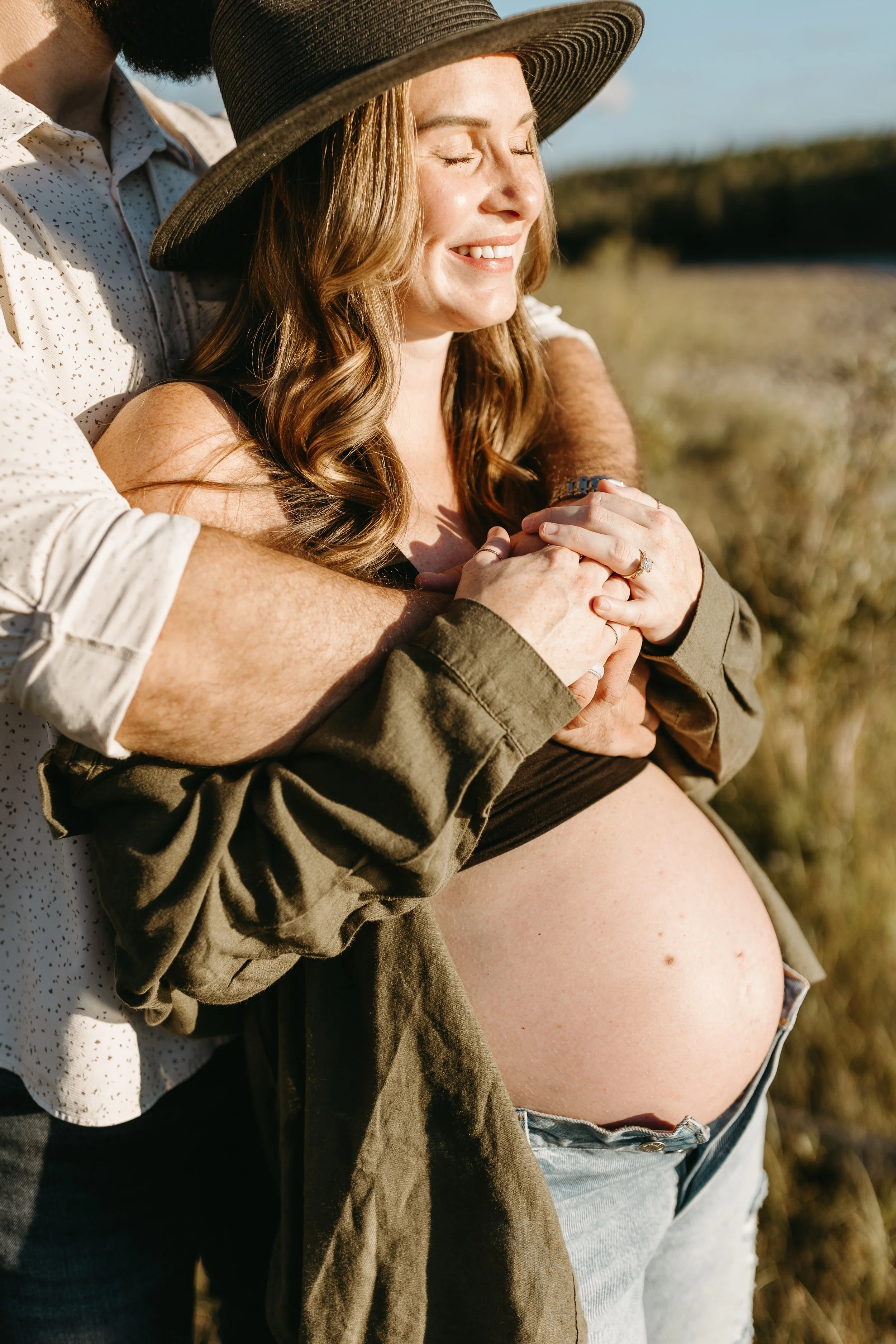 Candid summer maternity session in Calgary 
