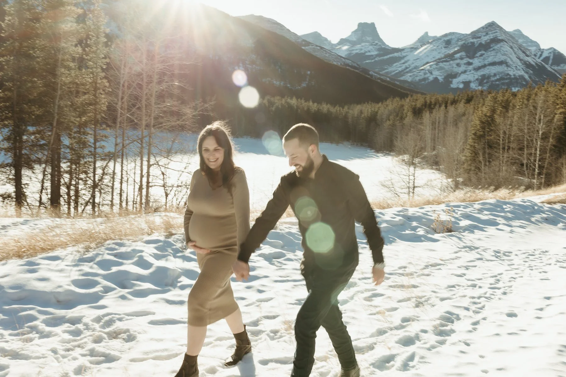 Sunny Winter Maternity Session in Kananaskis