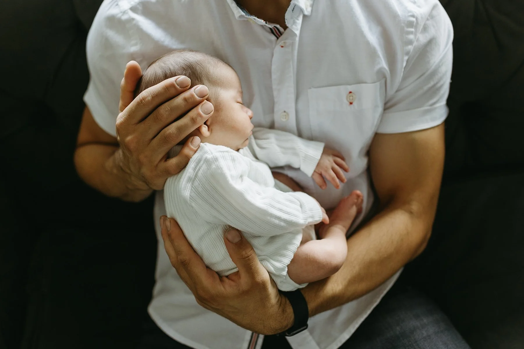 Calgary newborn photographer