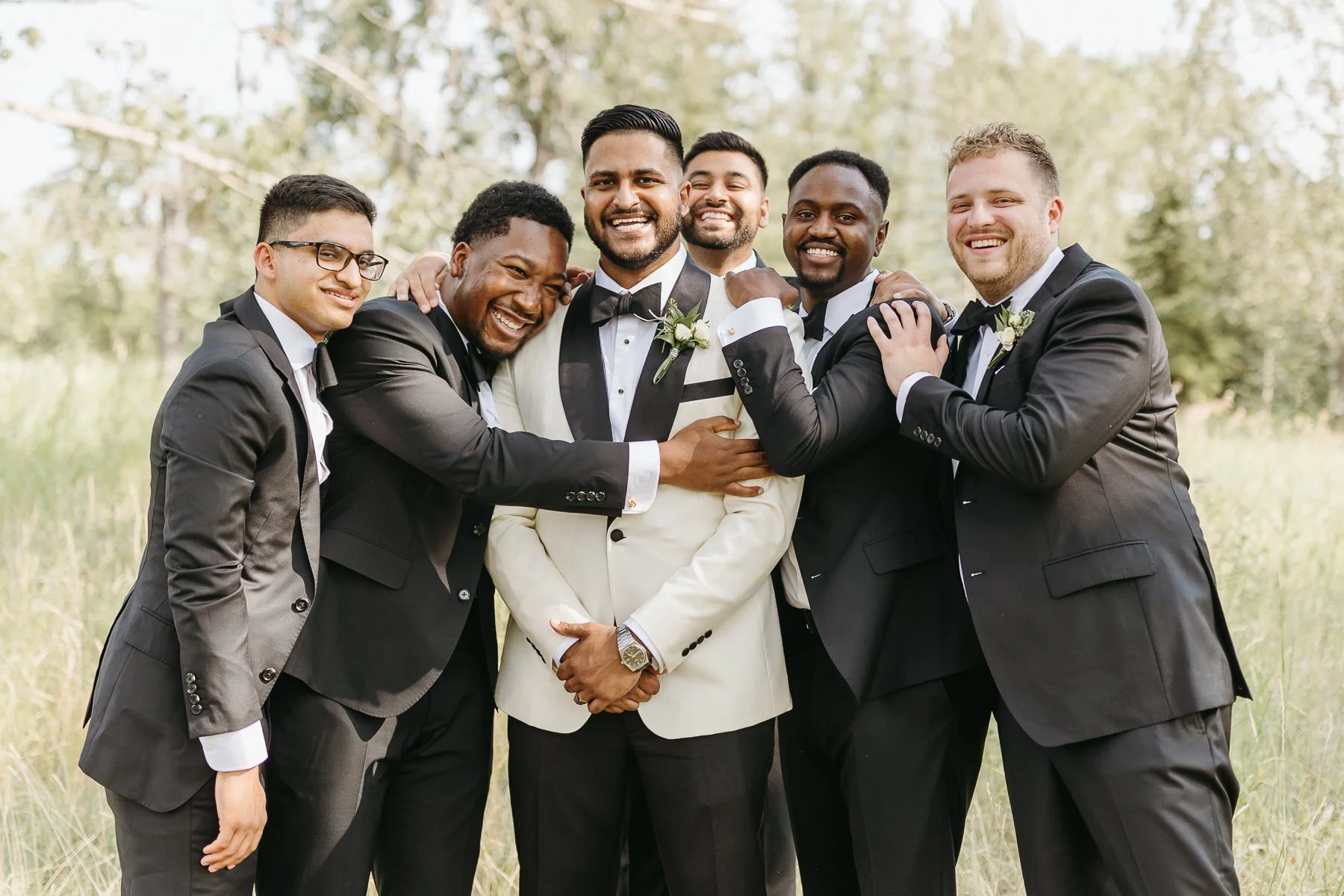 Candid bridal party photos