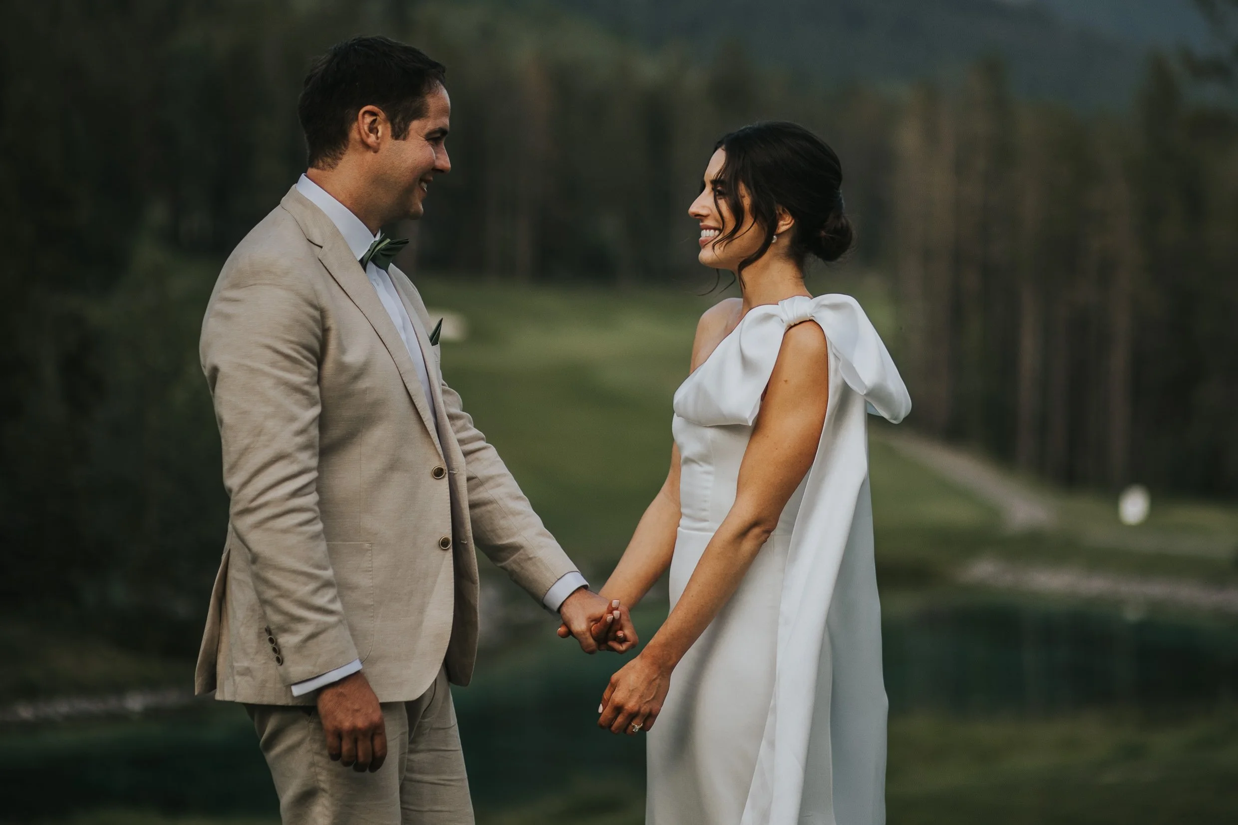 Modern Bow Wedding Dress