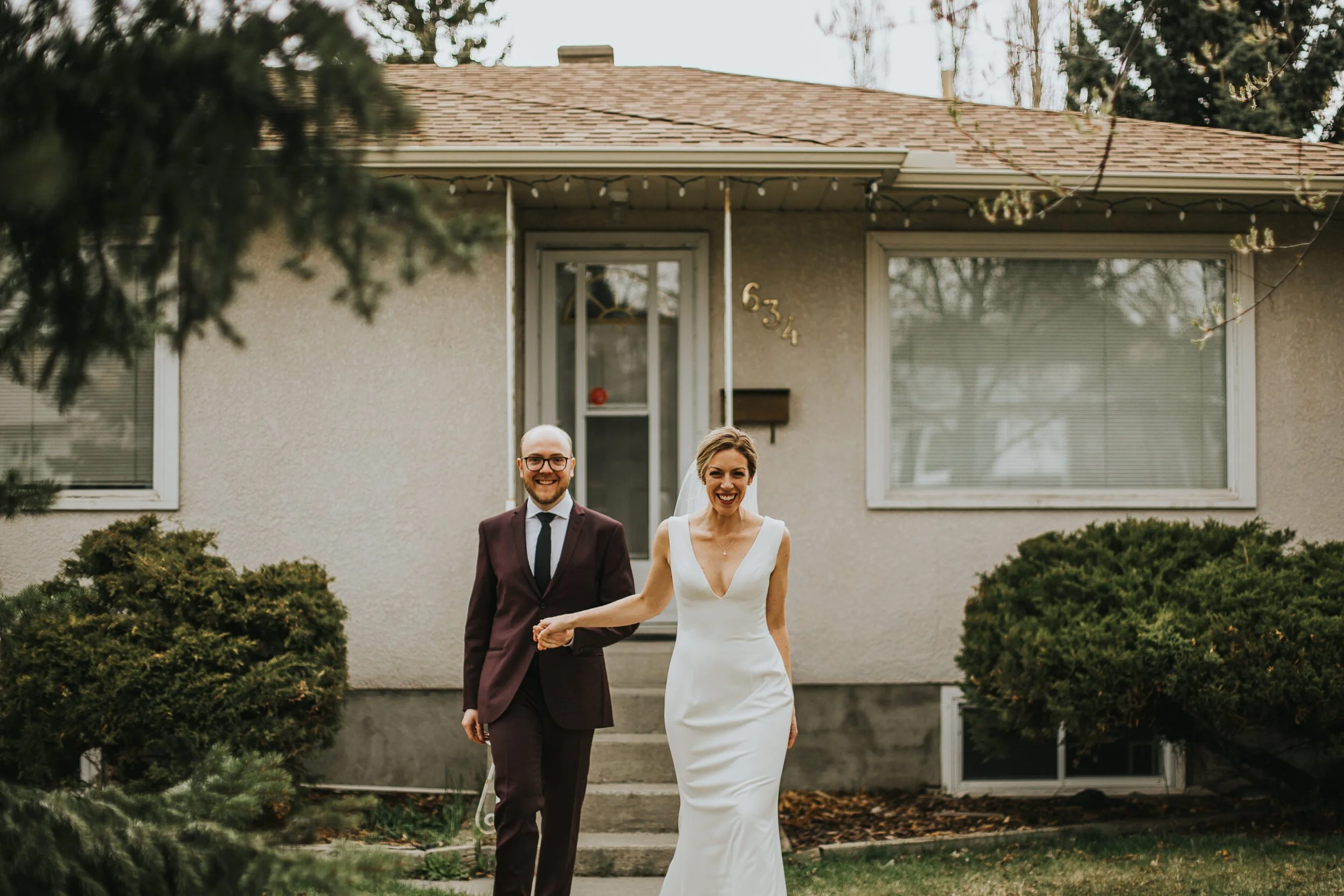 Woodsy-Calgary-Micro-Wedding 