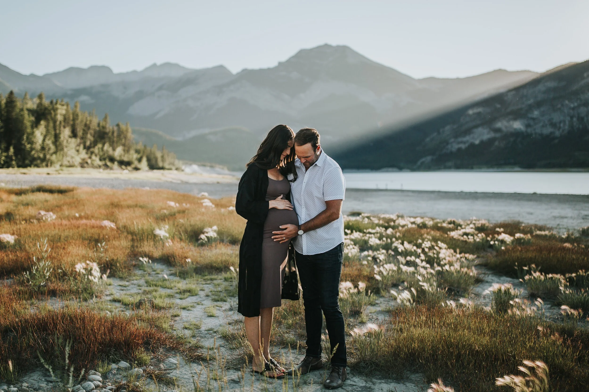 Alberta maternity photographer