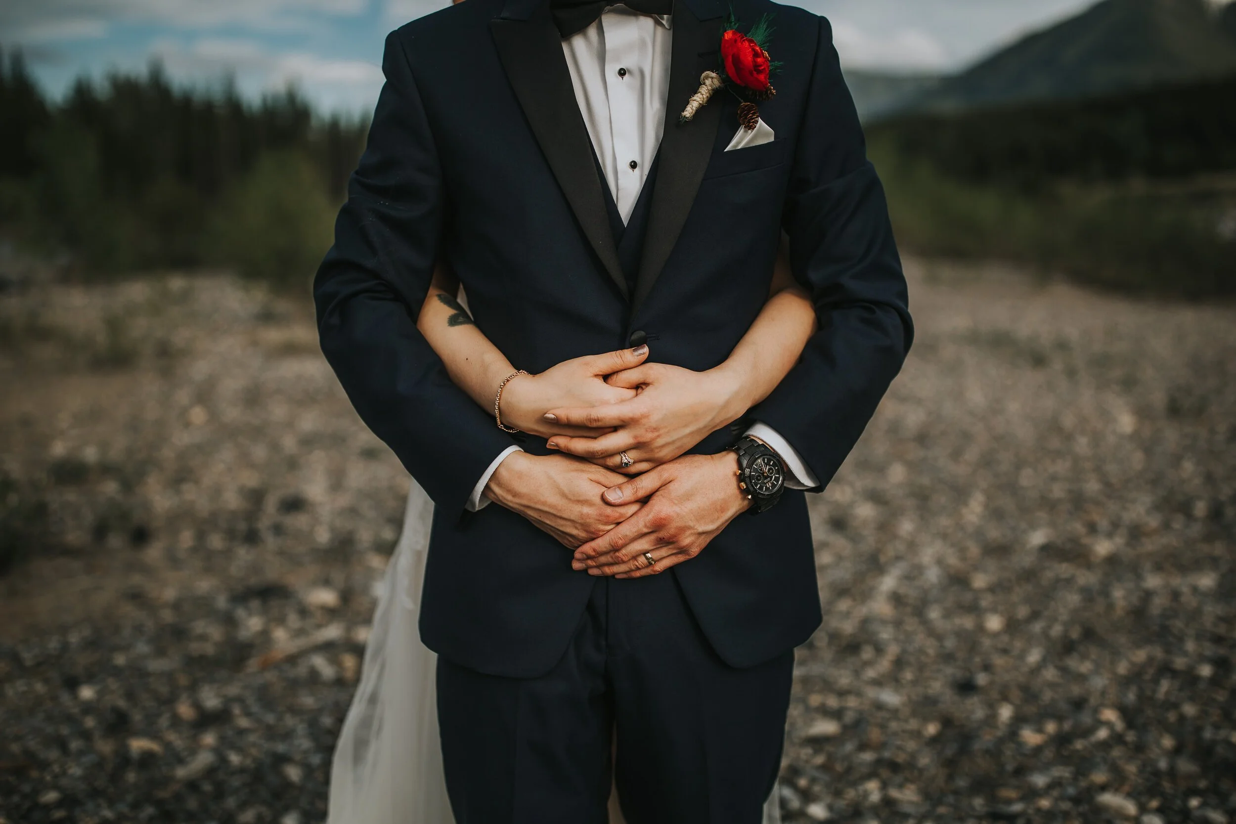 Intimate-Rocky-Mountain-Elopement 