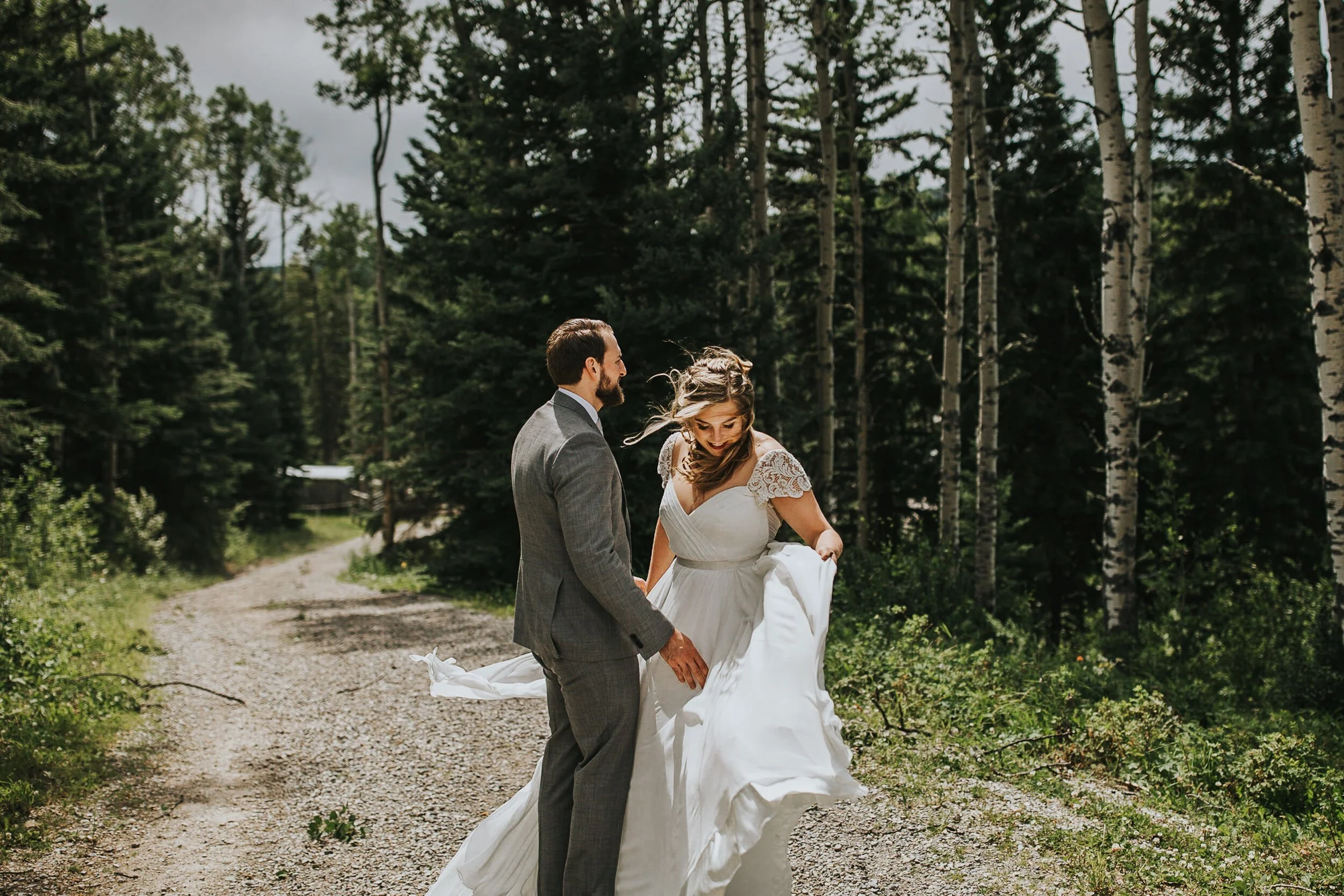 Bragg-Creek-The-Boutique-Estate-Wedding