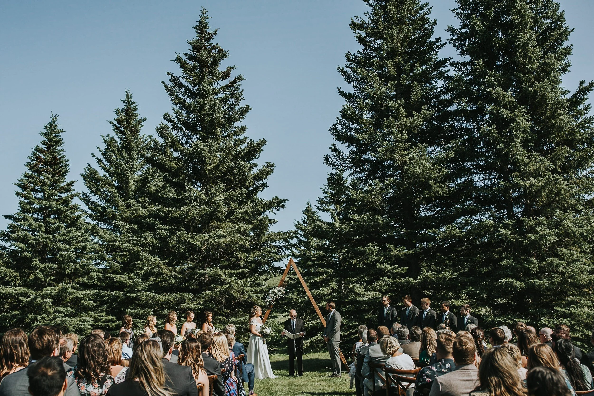 Bragg-Creek-The-Boutique-Estate-Wedding