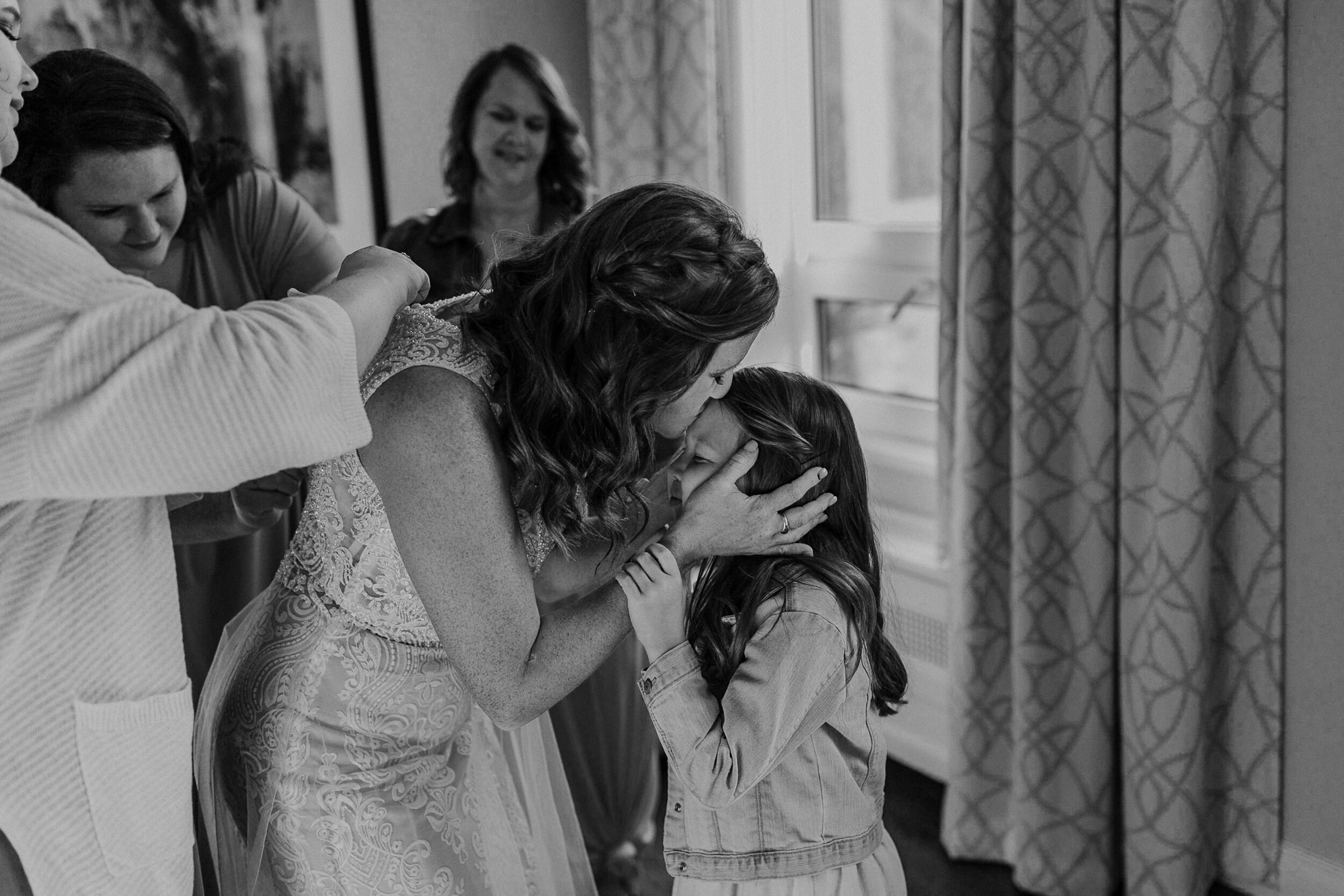 Fairmont-Chateau-Lake-Louise-Wedding