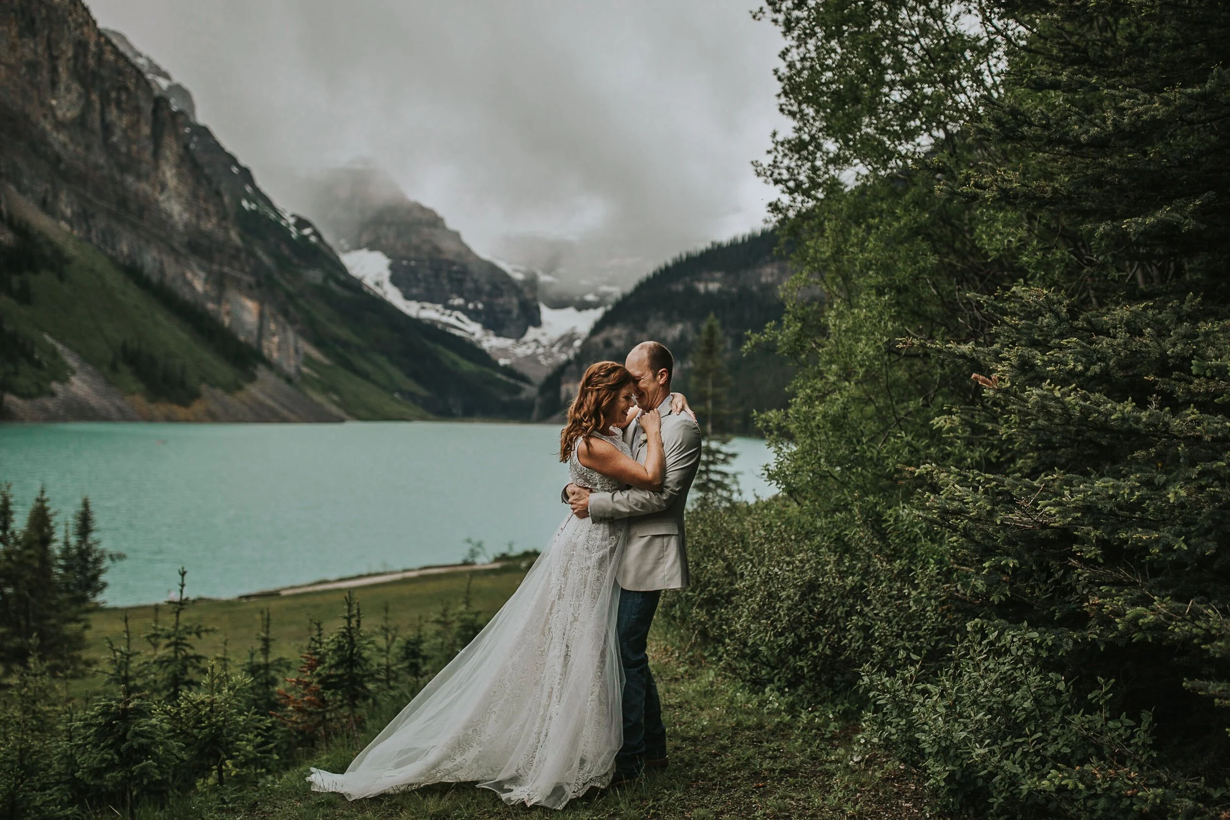 Fairmont-Chateau-Lake-Louise-Wedding