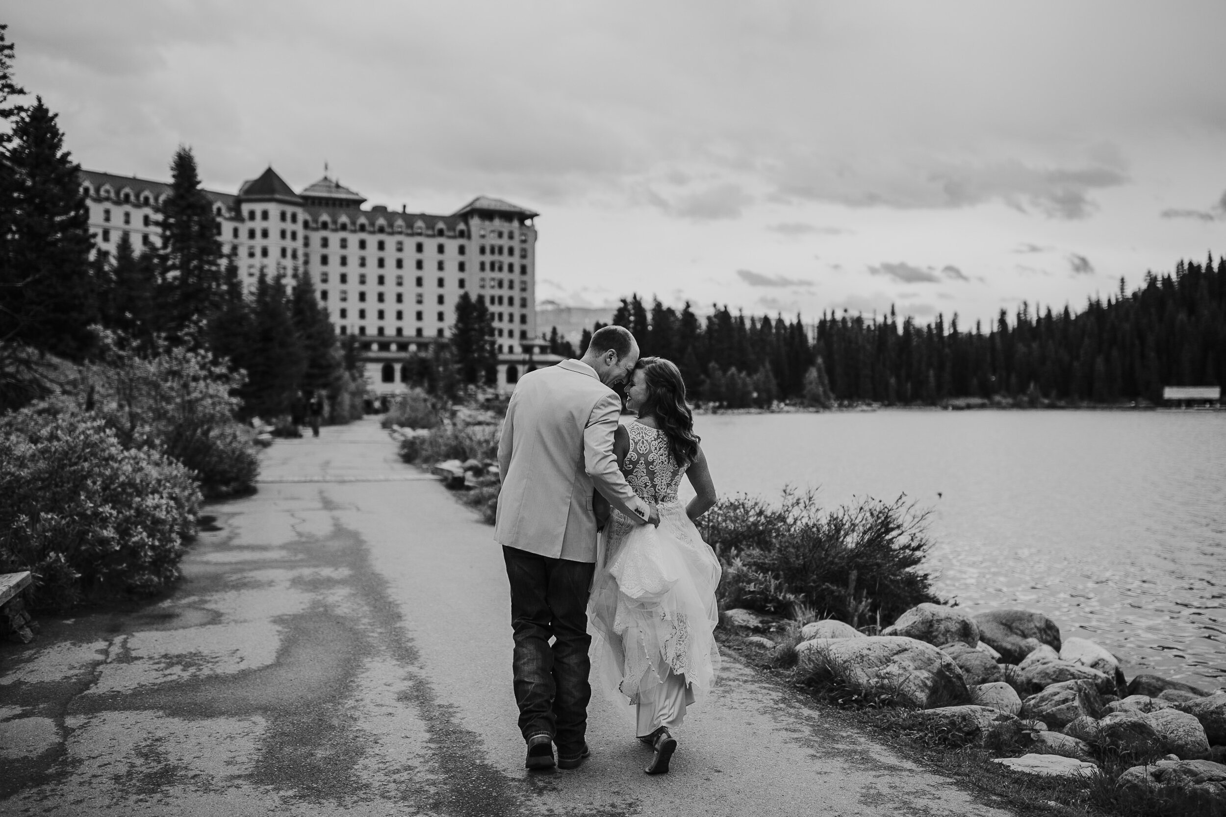 Fairmont-Chateau-Lake-Louise-Wedding