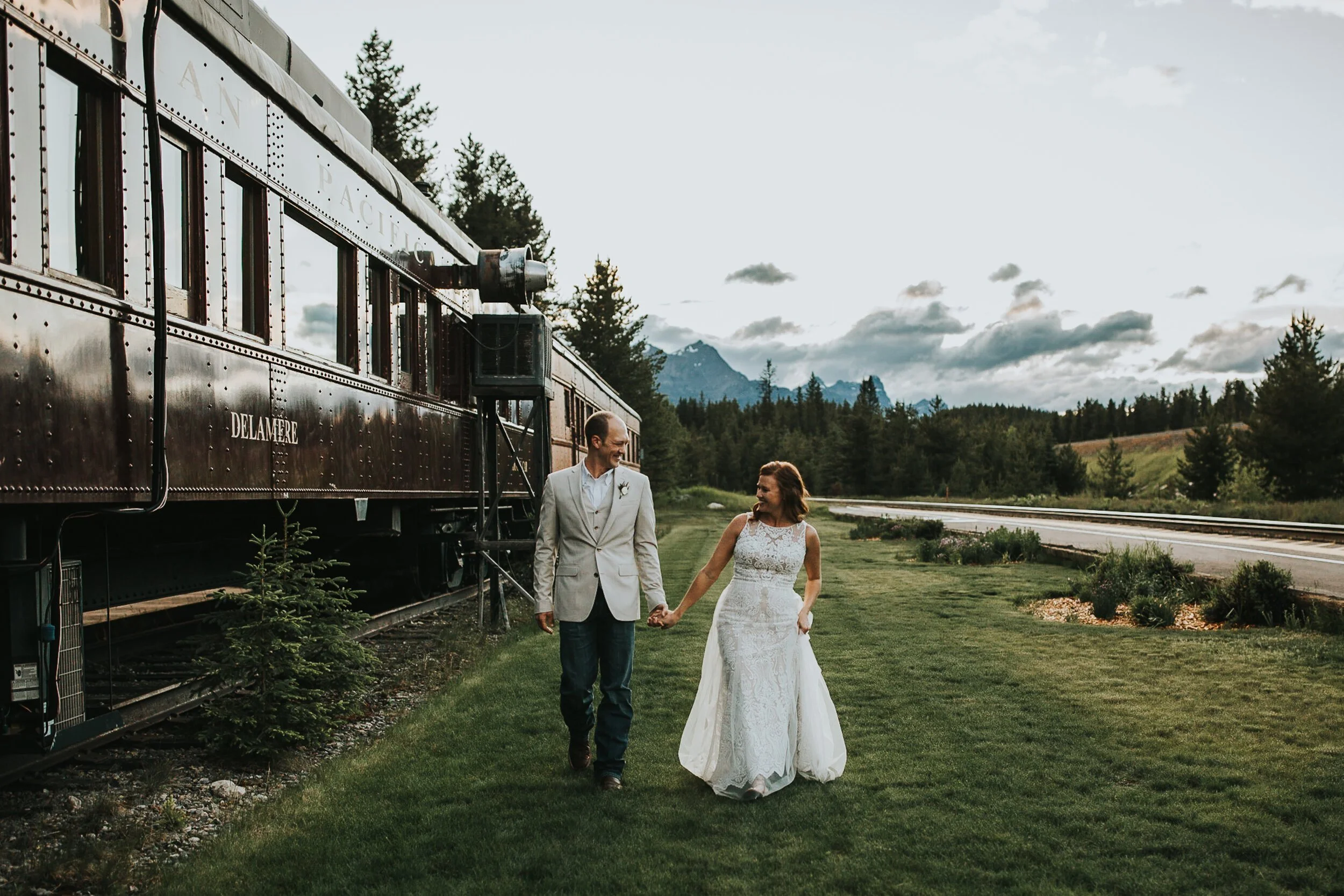 Delamere-Dining-Car-Wedding-Lake-Louise