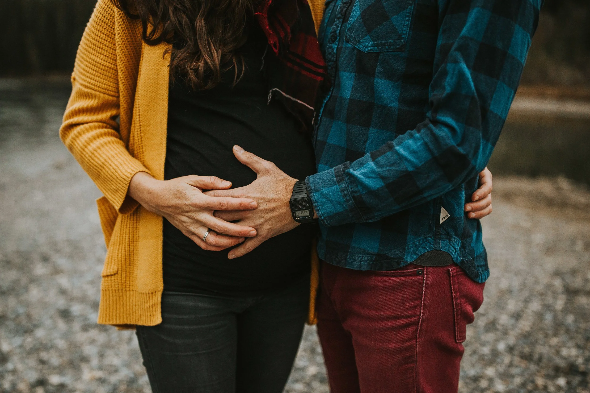 Woodsy-Canmore-Fall-Maternity-Session
