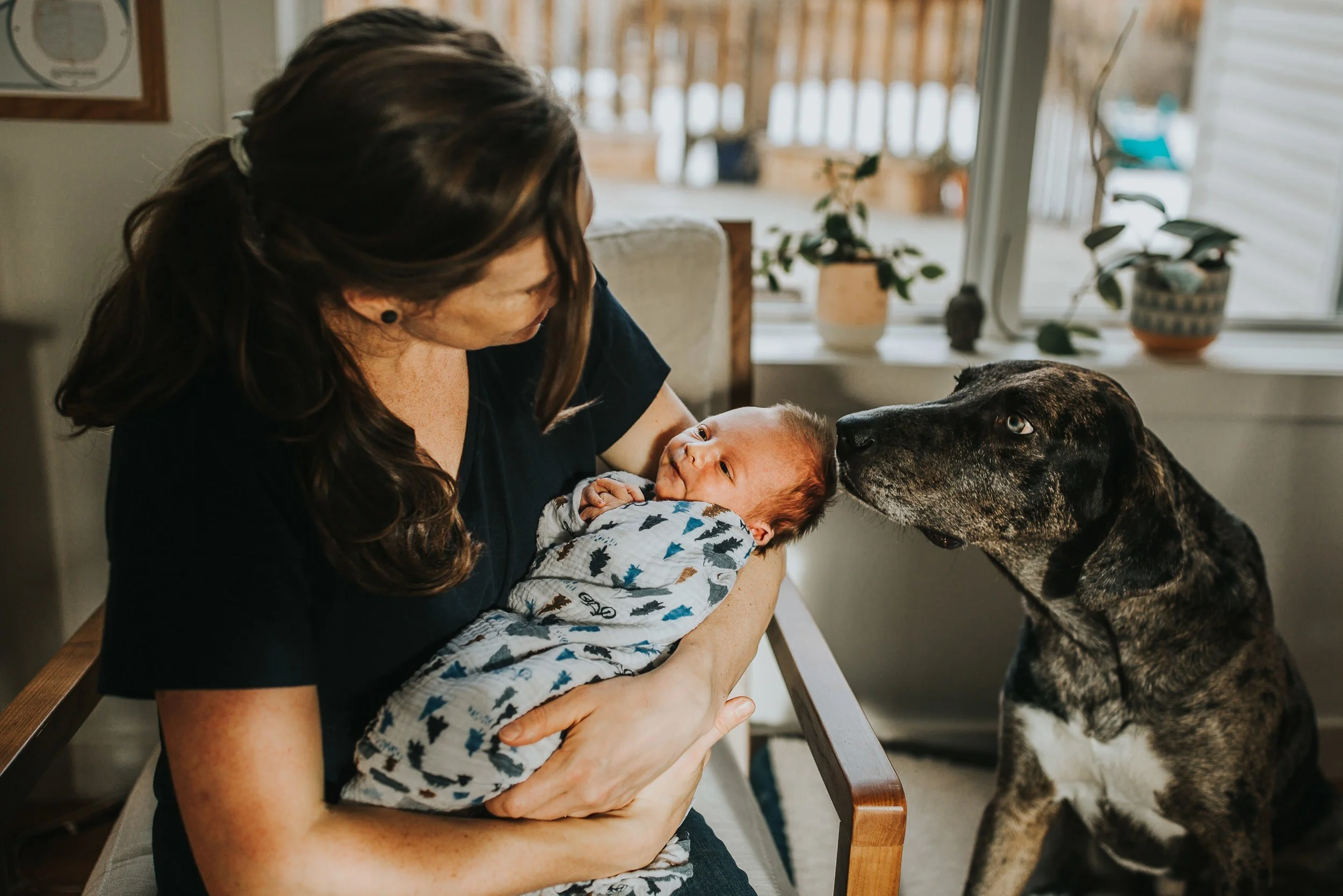 Calgary-At-Home-Lifestyle-Newborn-Photographer
