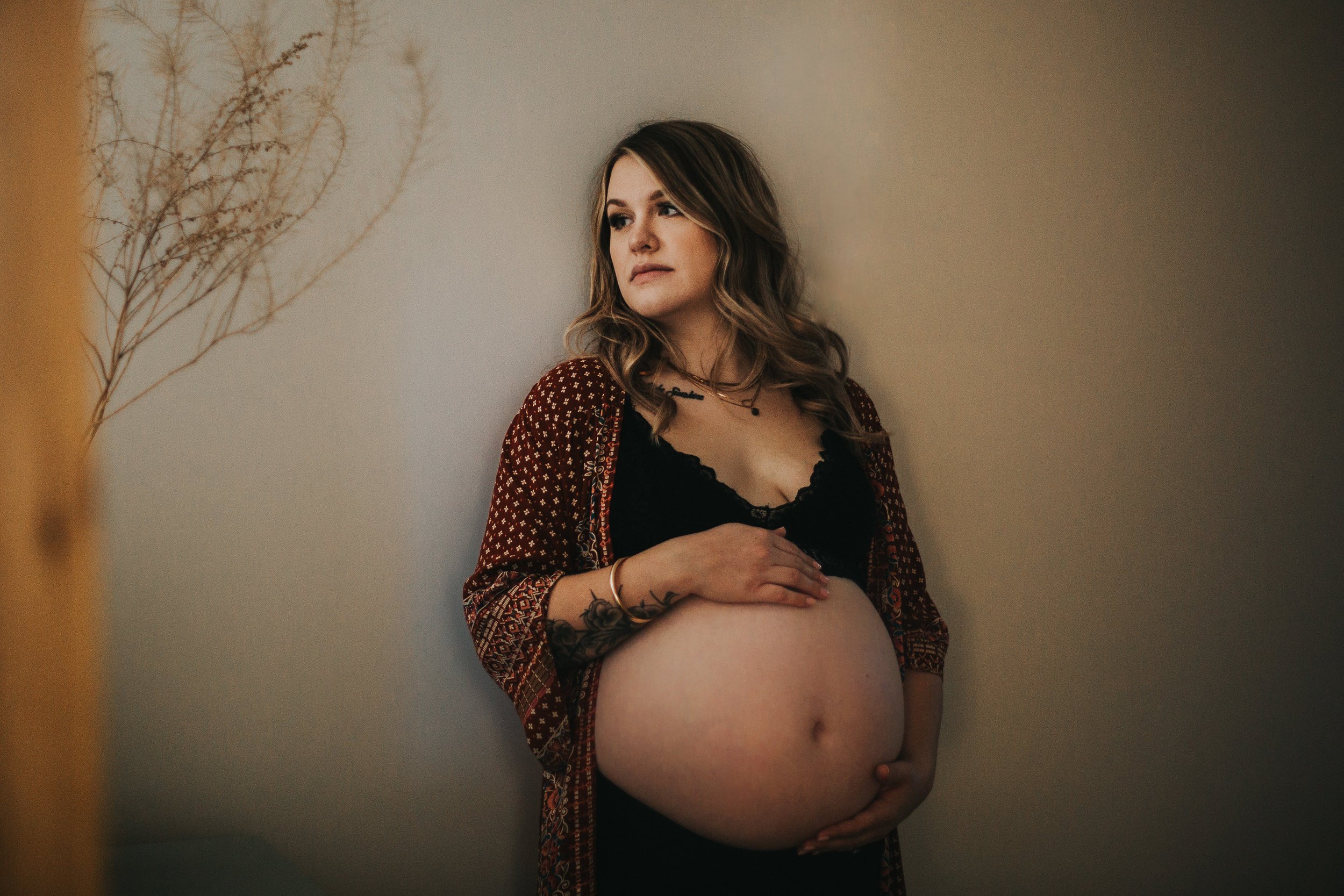 Boho-Intimate-Maternity-Photographer-Calgary