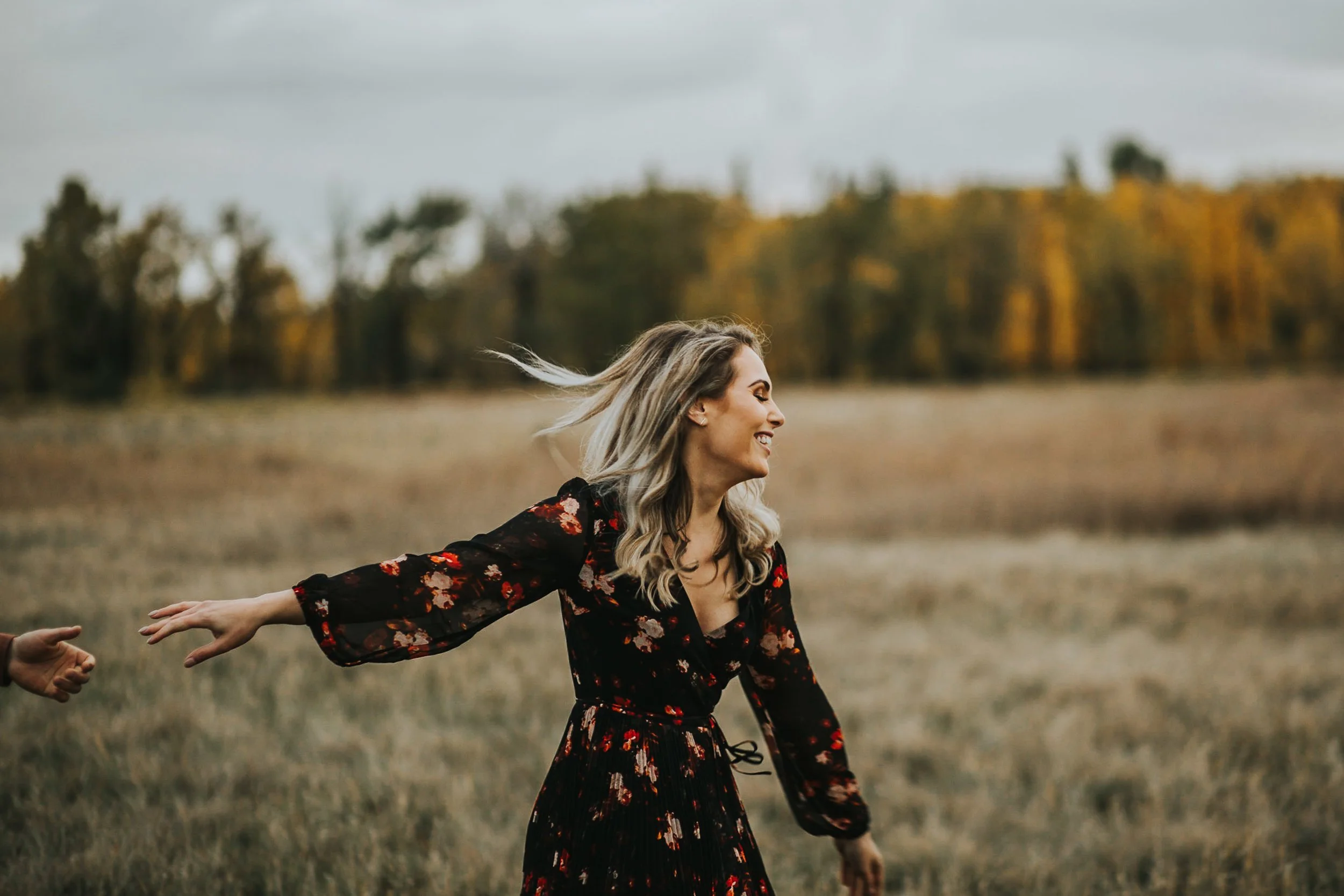 Calgary-Boho-Engagement-Photographer