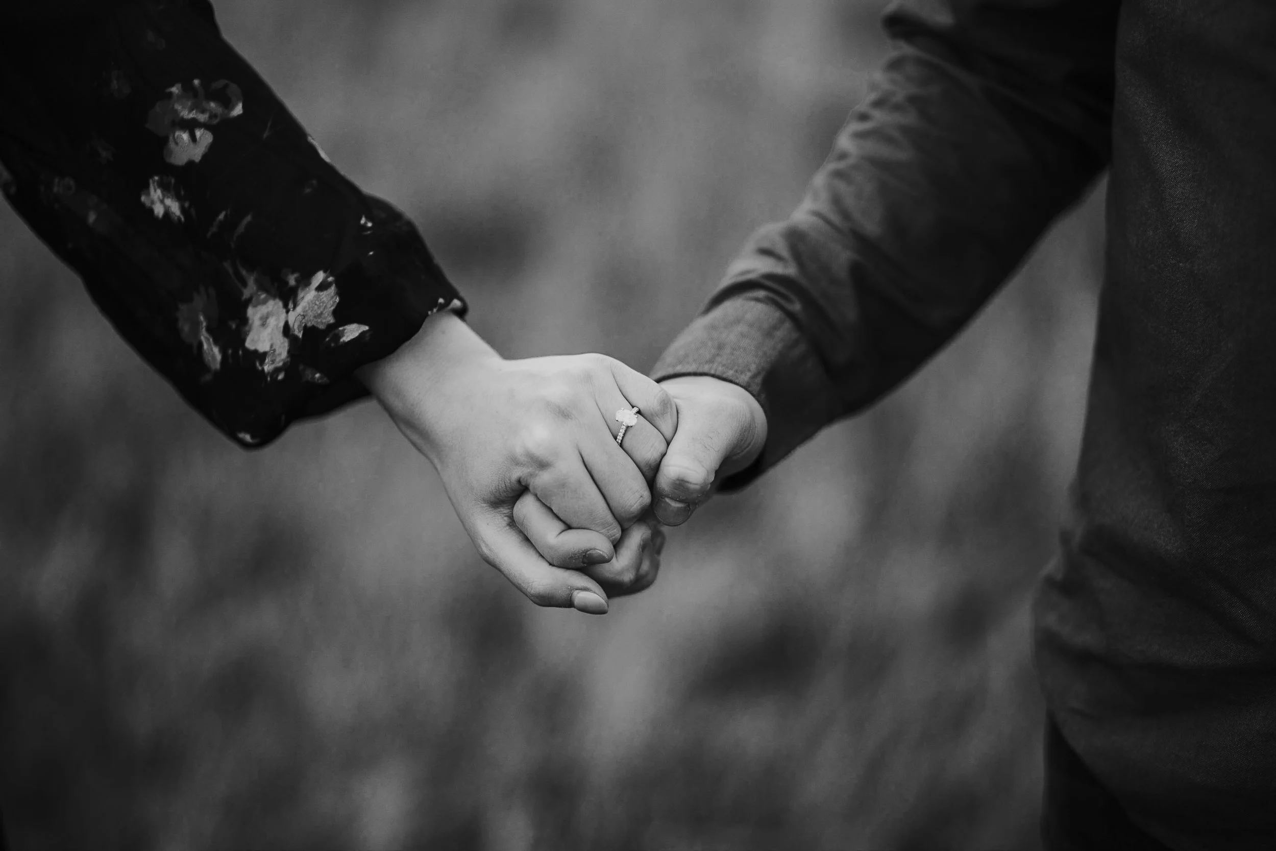 Calgary-Fish-Creek-Park-Engagement-Session 