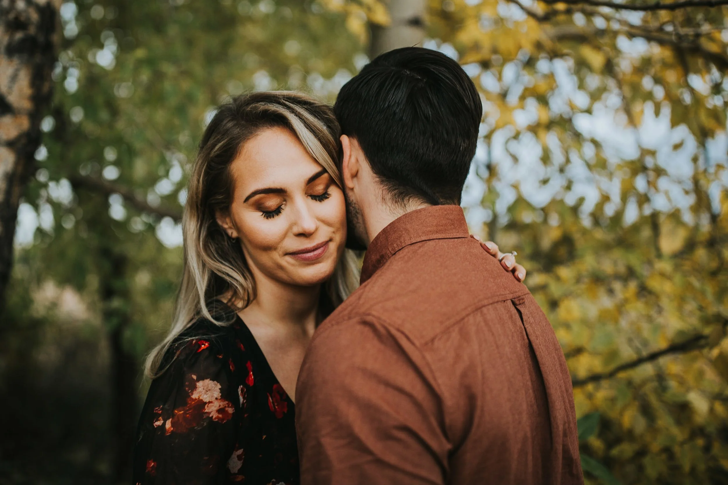Calgary-Fish-Creek-Park-Engagement-Session 