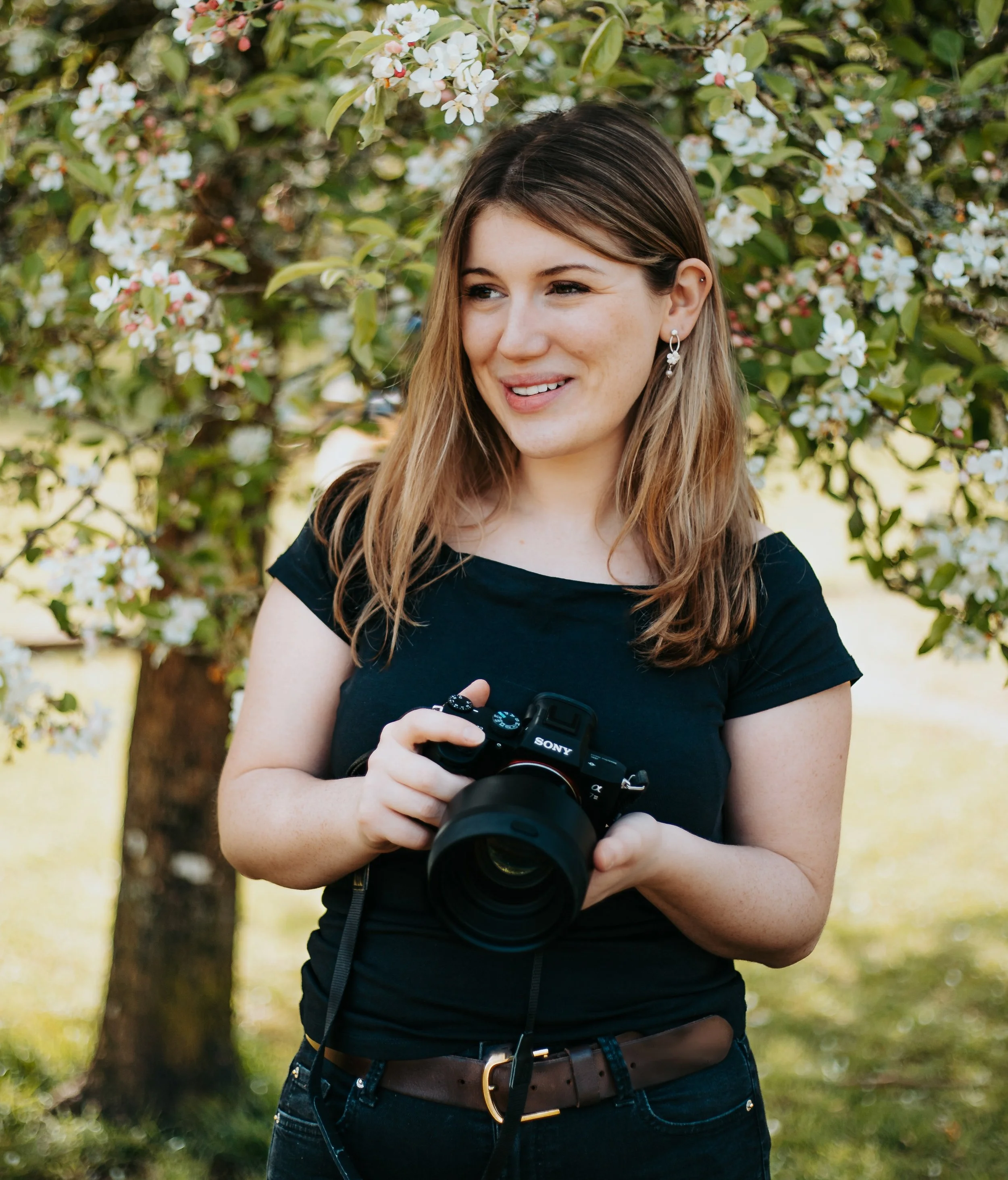 Rachael Tolson, Wedding Photographer in Devon and The Cotswolds.