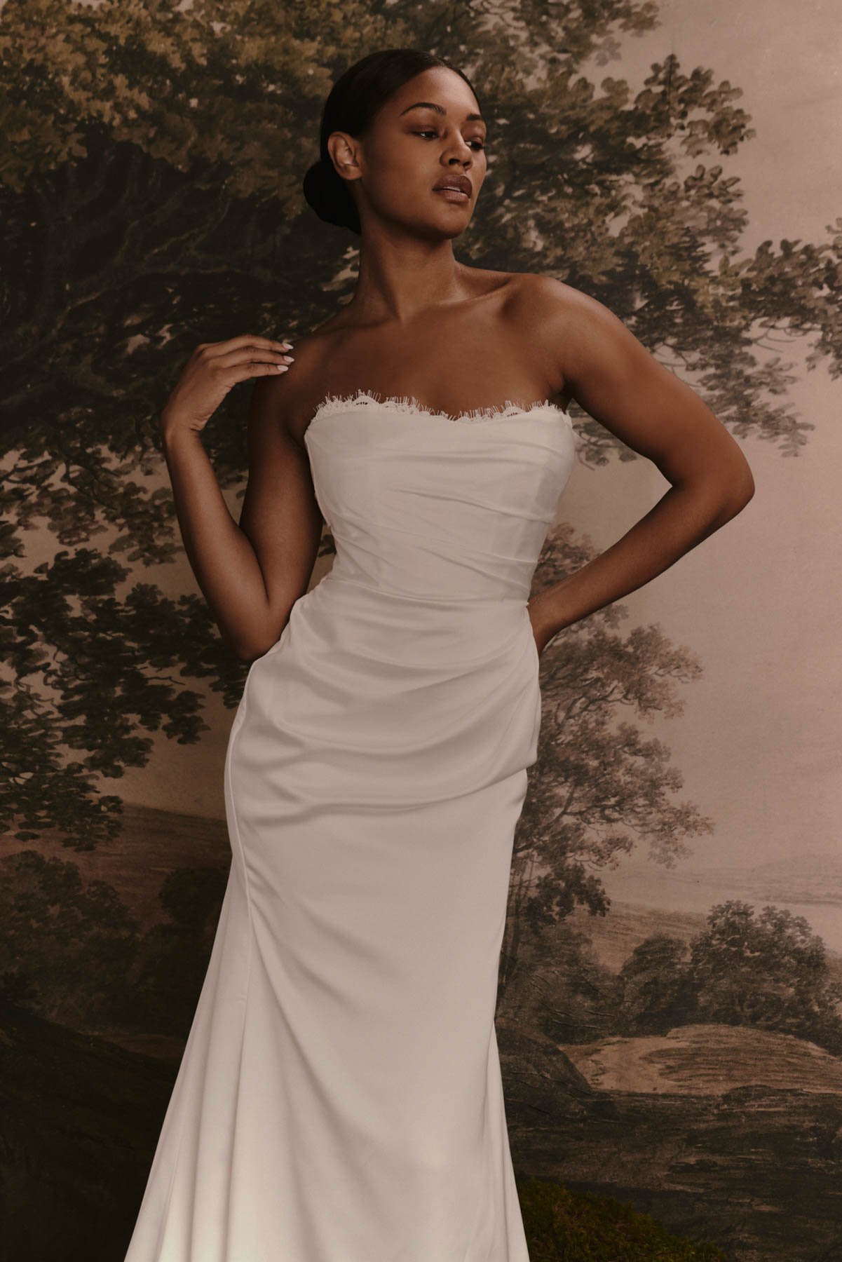 MONROE front close up2.jpg