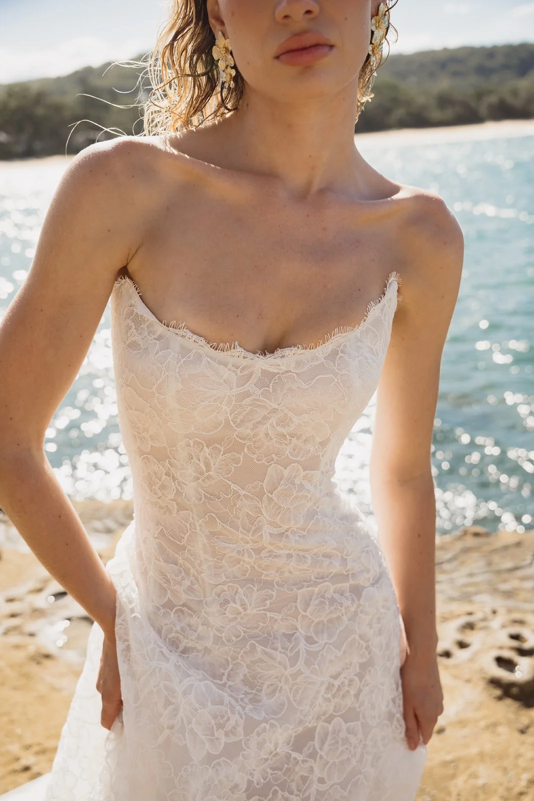 Moira Hughes The Neve Lace Scoop Neck Gown4.jpg