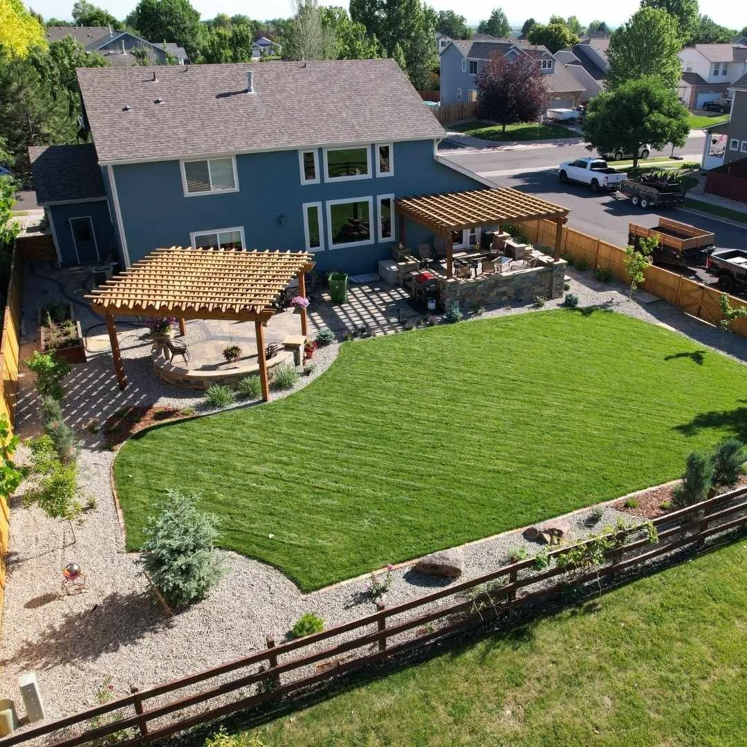 Pergola & Custom Deck