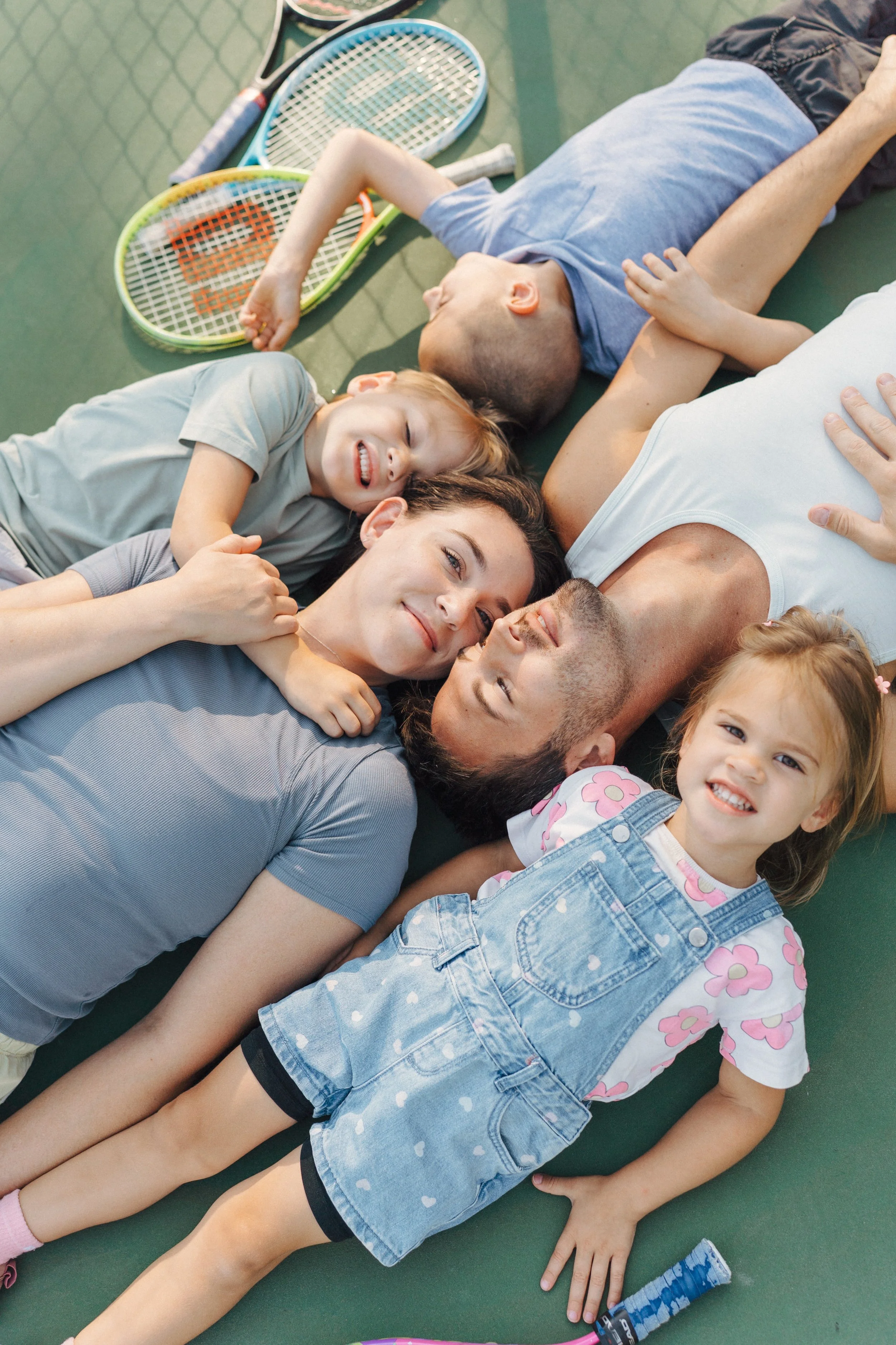 Fun Tennis Court Family Photos in Cary, NC | Robert V. Godbold Park 
