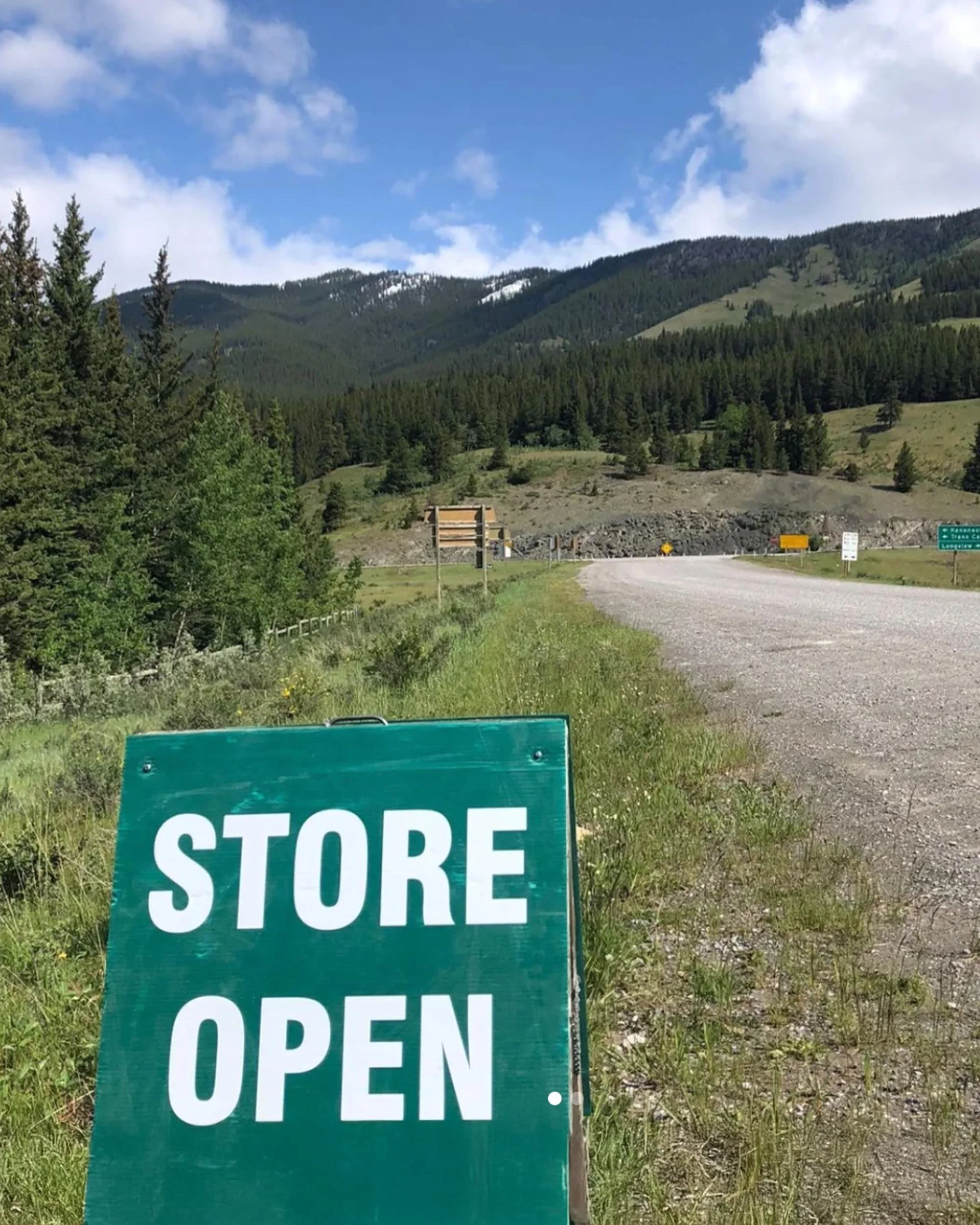 Road store open sign