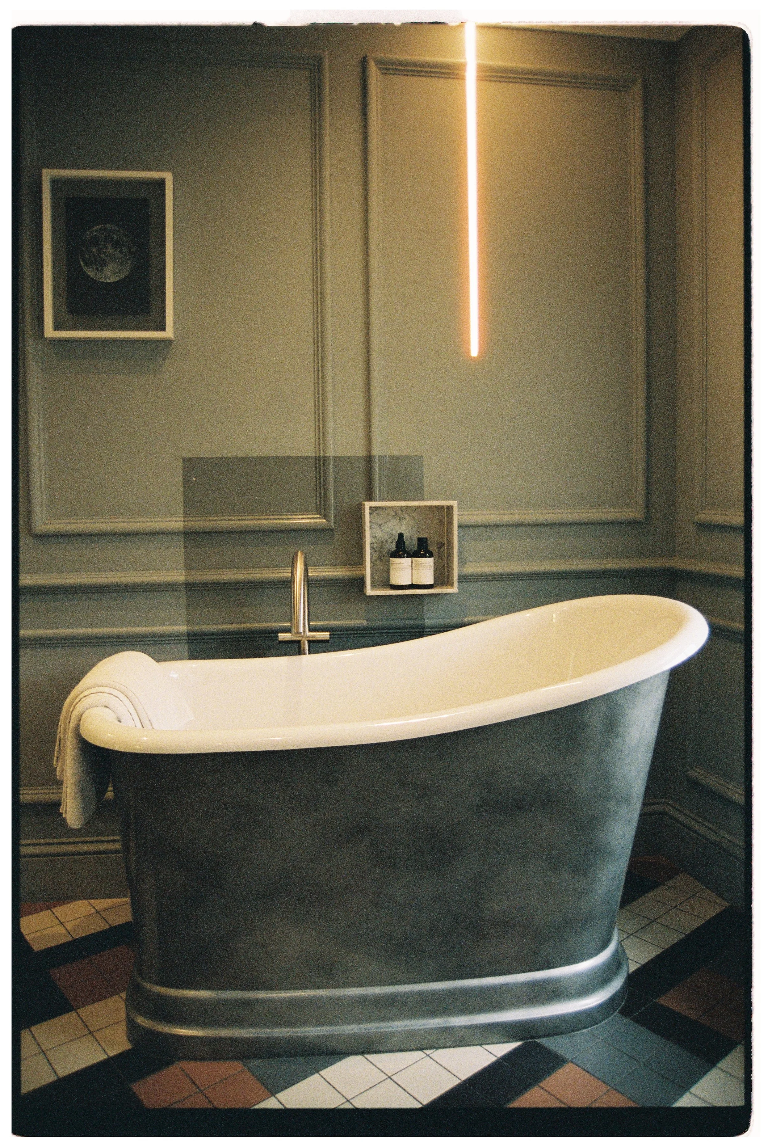 (Film) Lost Poet  - LEXDUFF35.JPG