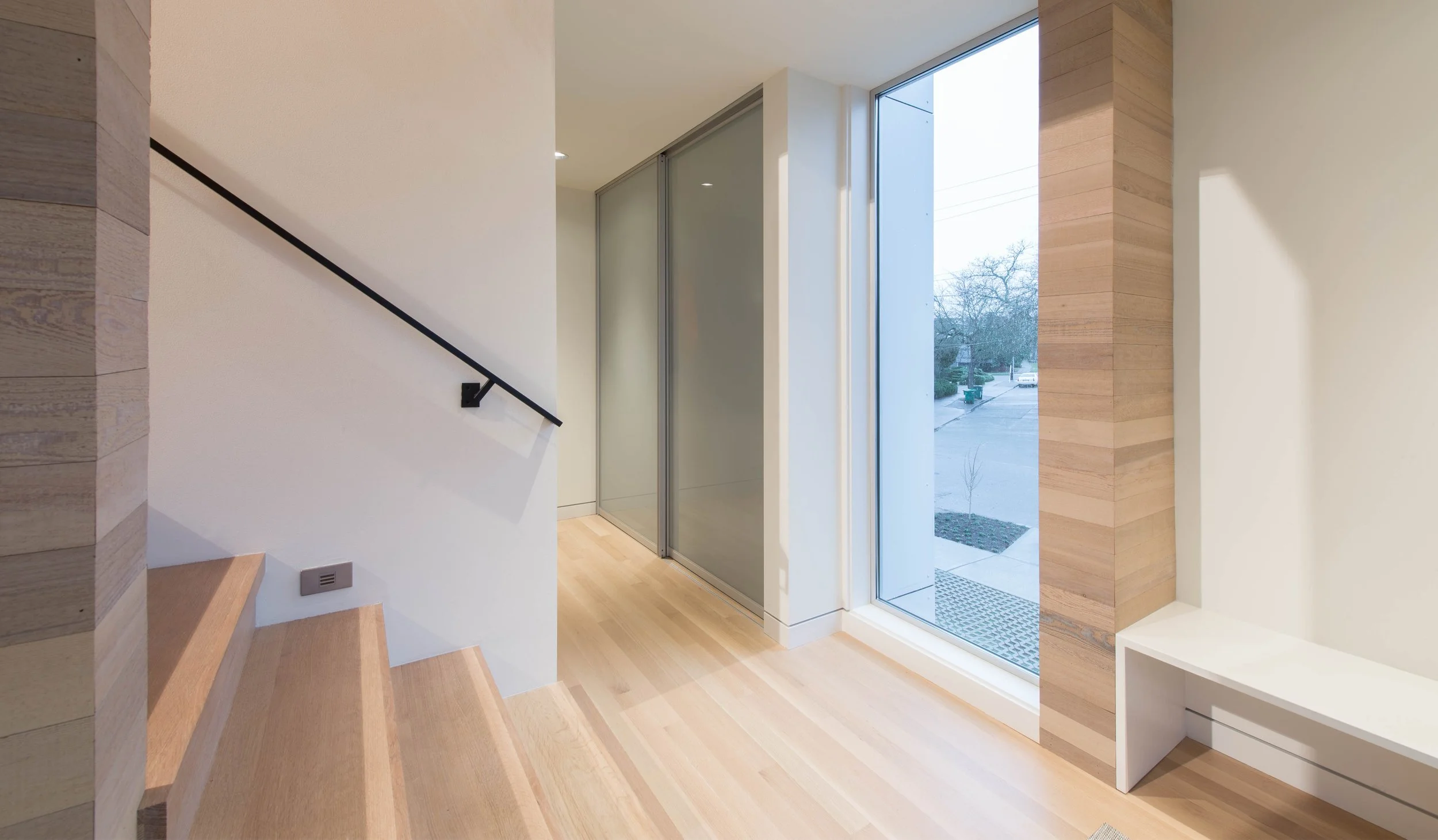 BUILD LLC CSH2016 Int Entry 11# SMALLER.jpg